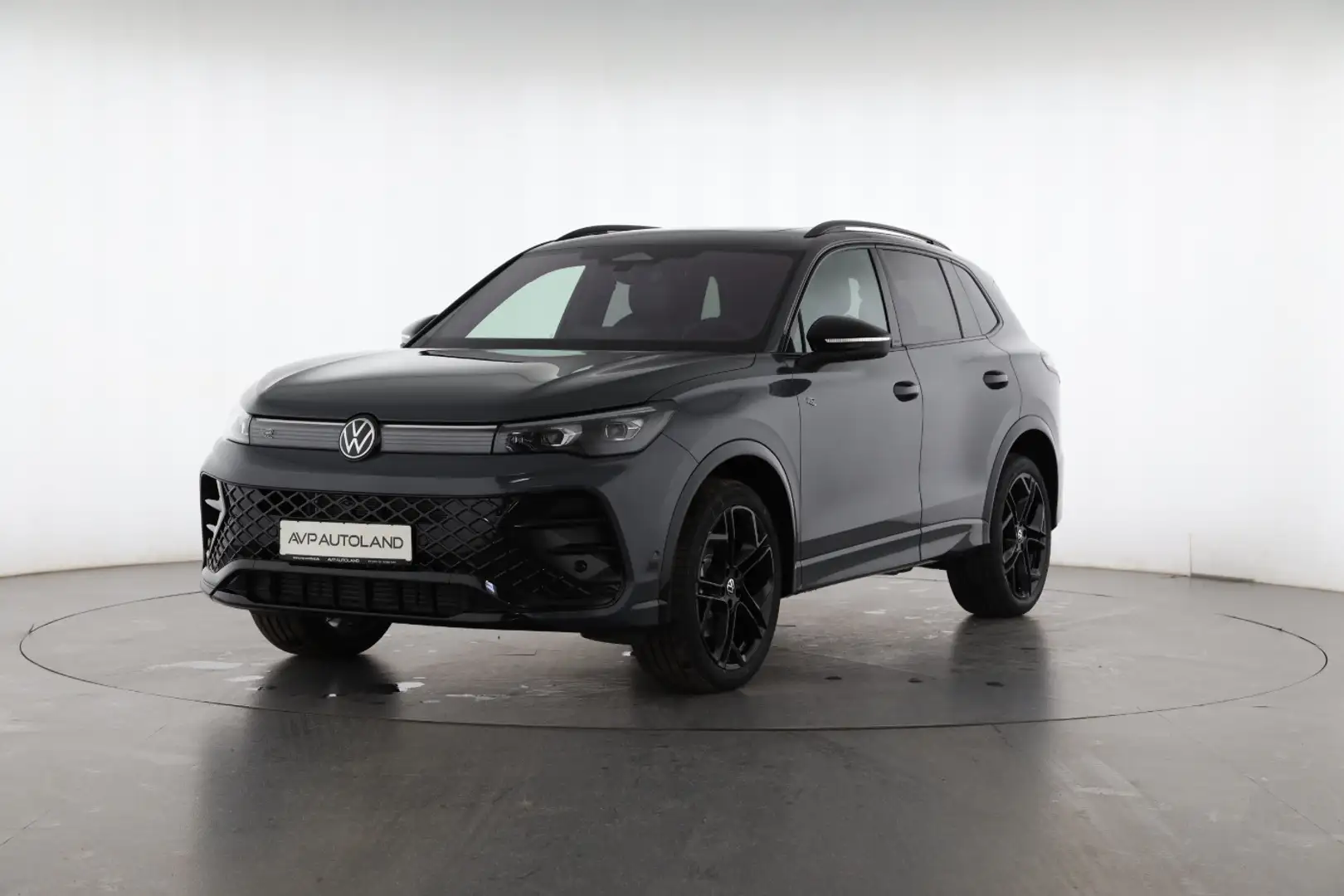 Volkswagen Tiguan 2.0 TDI DSG 4MOTION BLACK STYLE R-Line Grey - 2