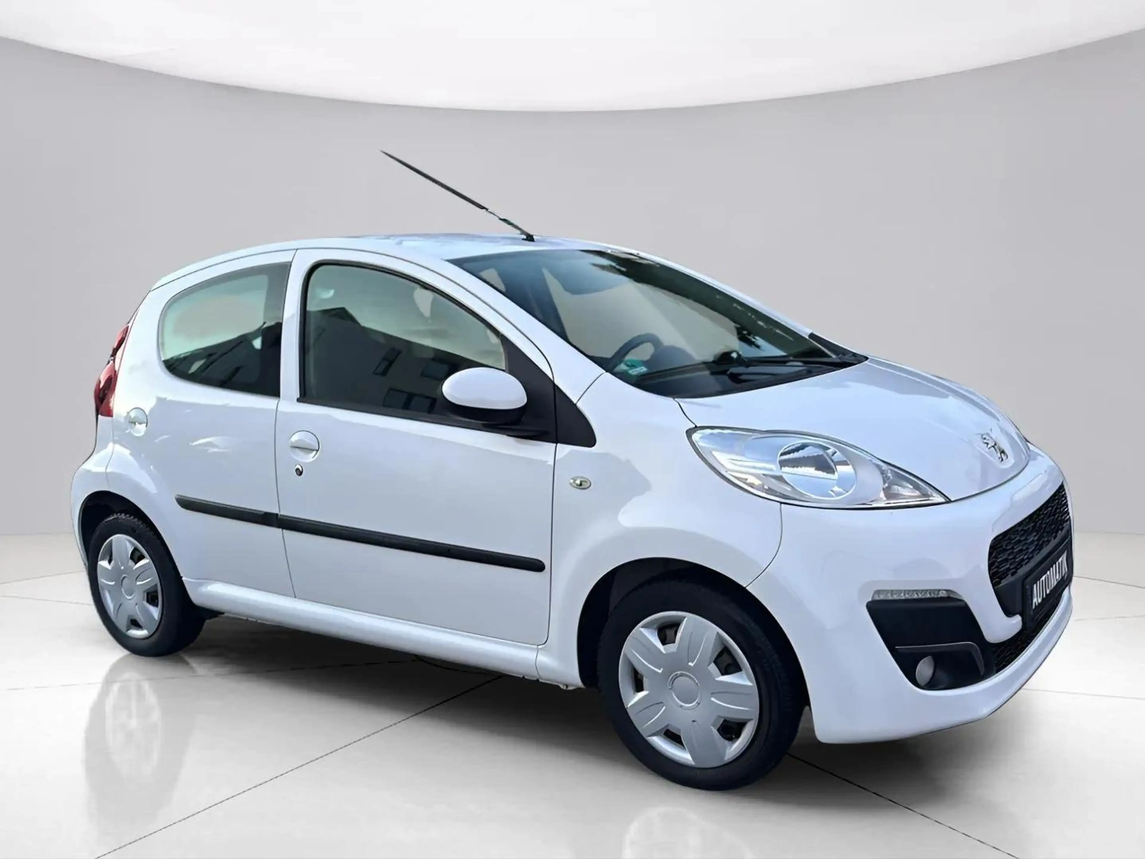 Peugeot 107 Active*Automatik*HU/AU Neu*Klima*4/5T*Gepflegt* — photo 2