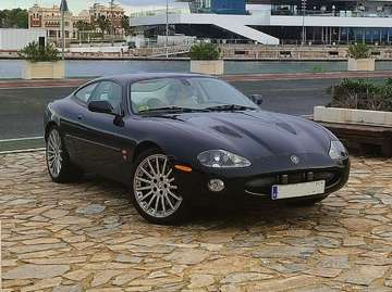 XKR Coupé 4.2 Aut.