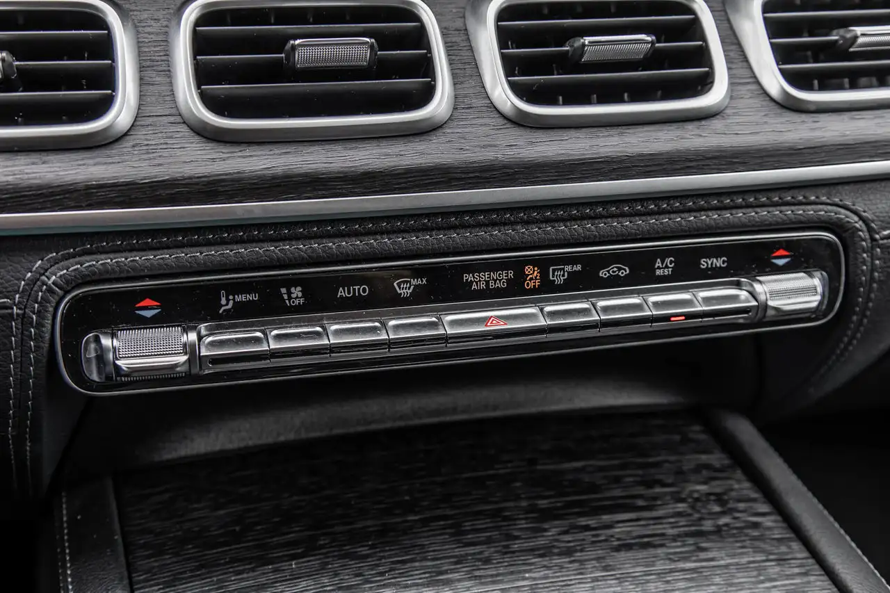Mercedes-Benz GLE снимка Mercedes-Benz GLE