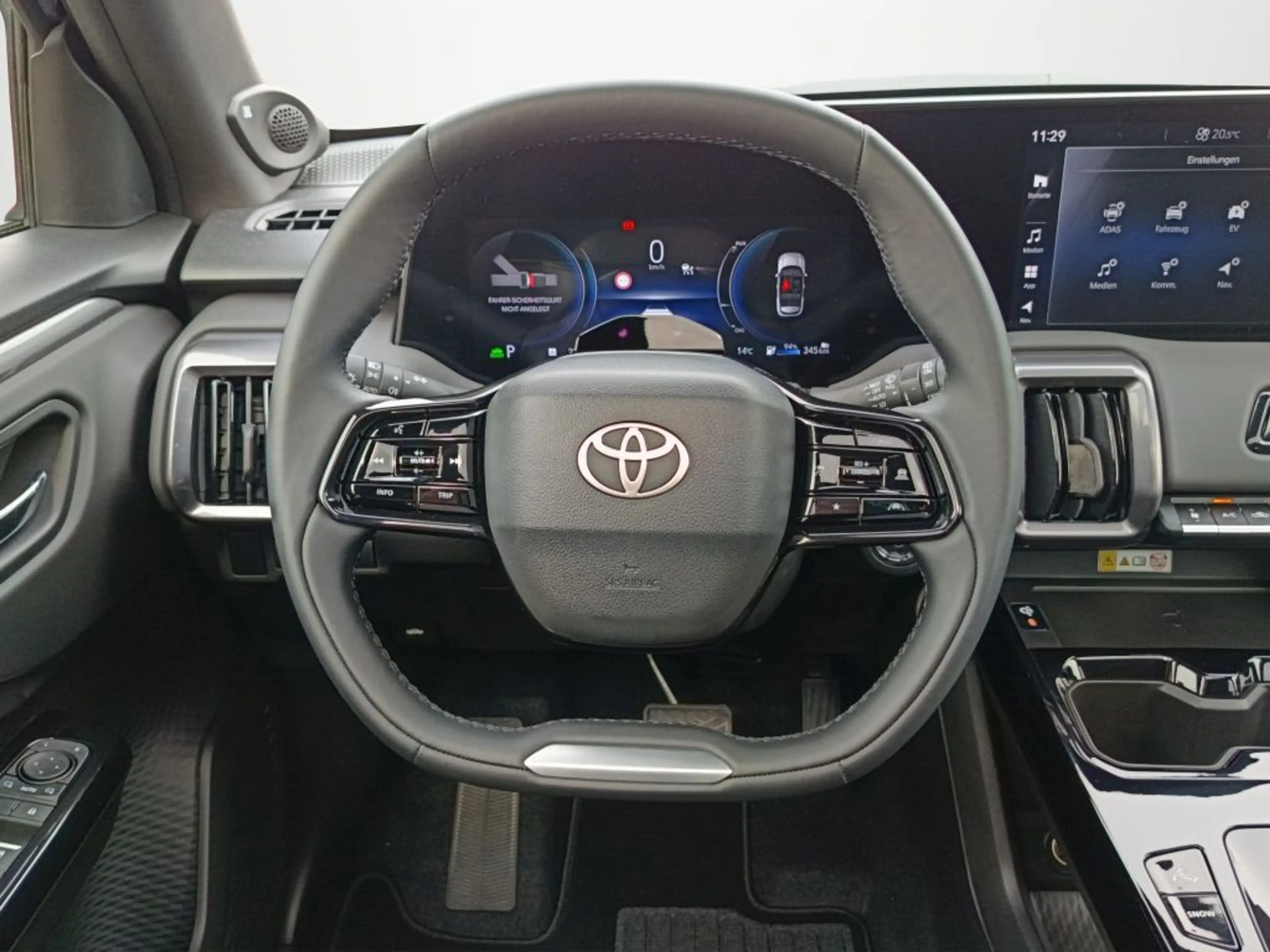 Toyota Urban Cruiser 61kWh Lounge — photo 11