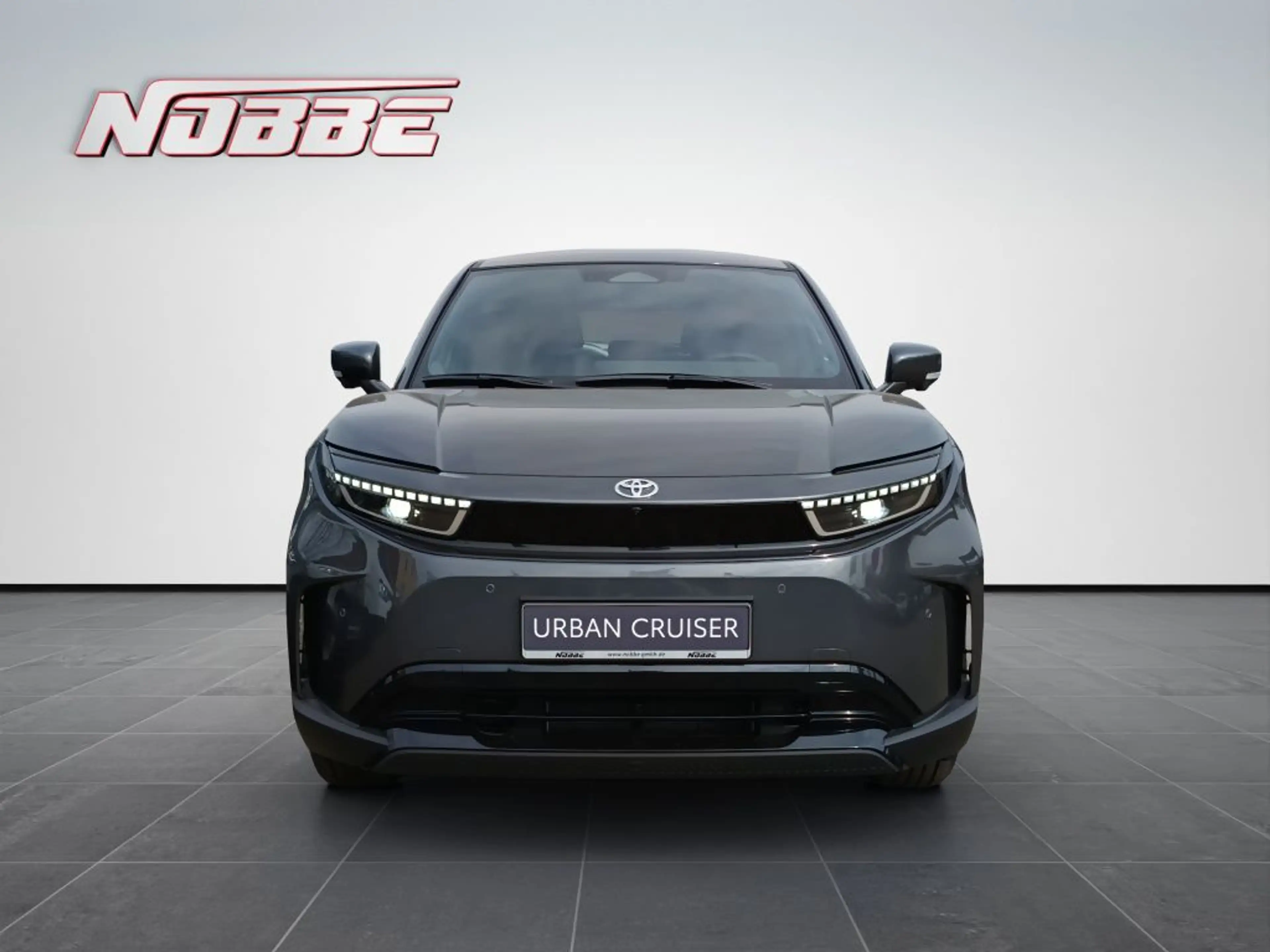 Toyota Urban Cruiser 61kWh Lounge — photo 8