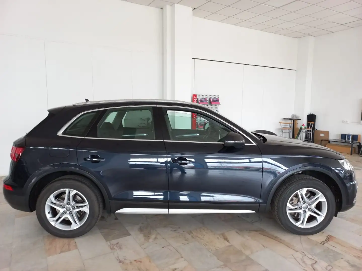 Audi Q5 35 TDI Design quattro-ultra S tronic 120kW Azul - 2