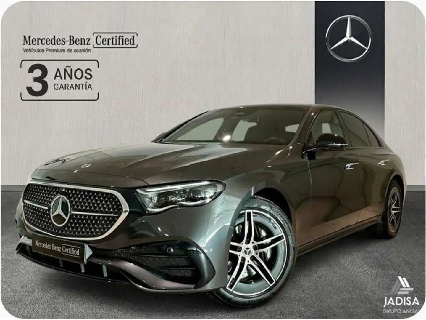 Mercedes-Benz E 300 4MATIC - 1