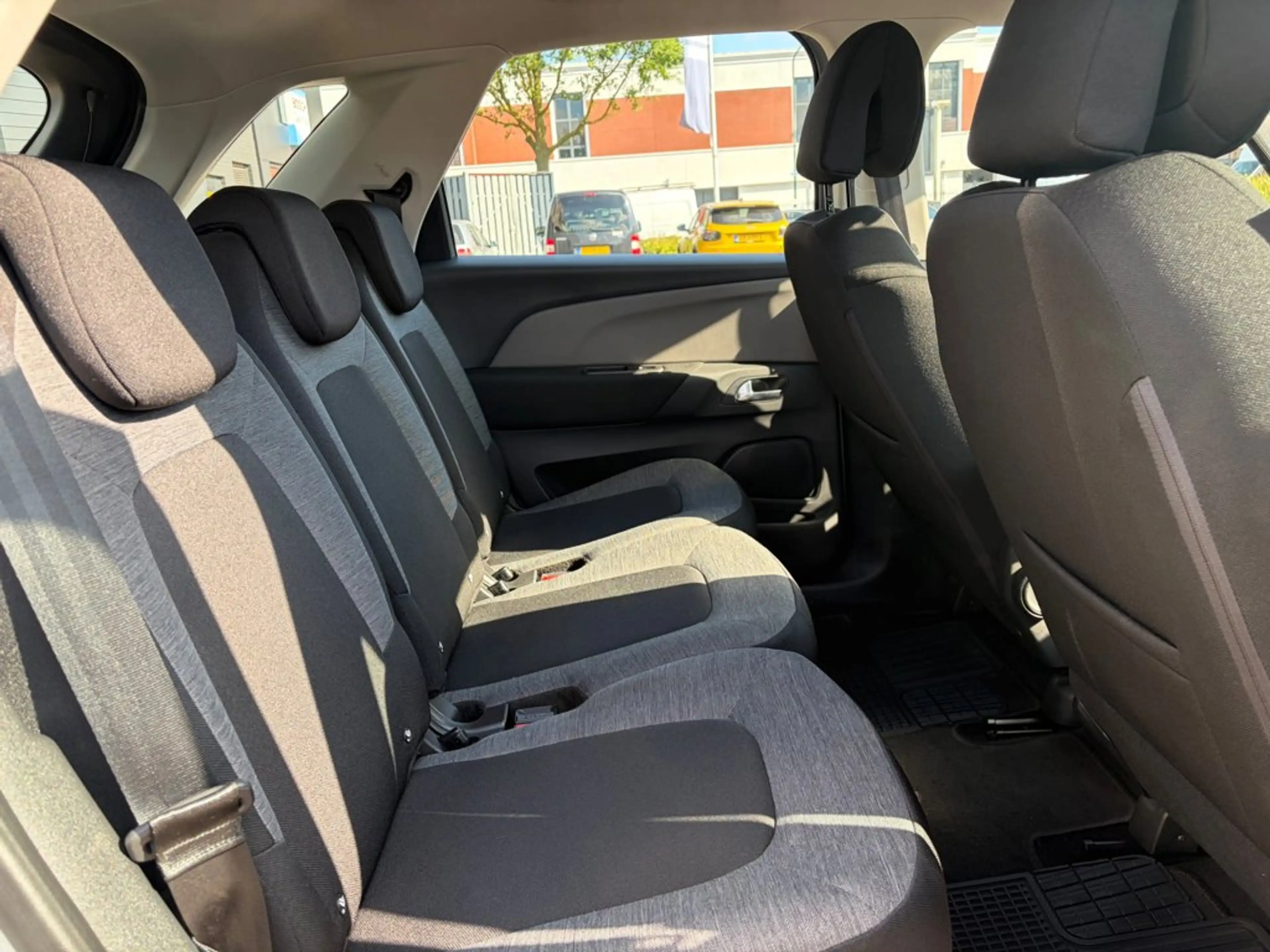Citroen C4 Picasso 1.2 PureTech Start, NEW D-riem, Cruise, Clima, PDC — photo 7