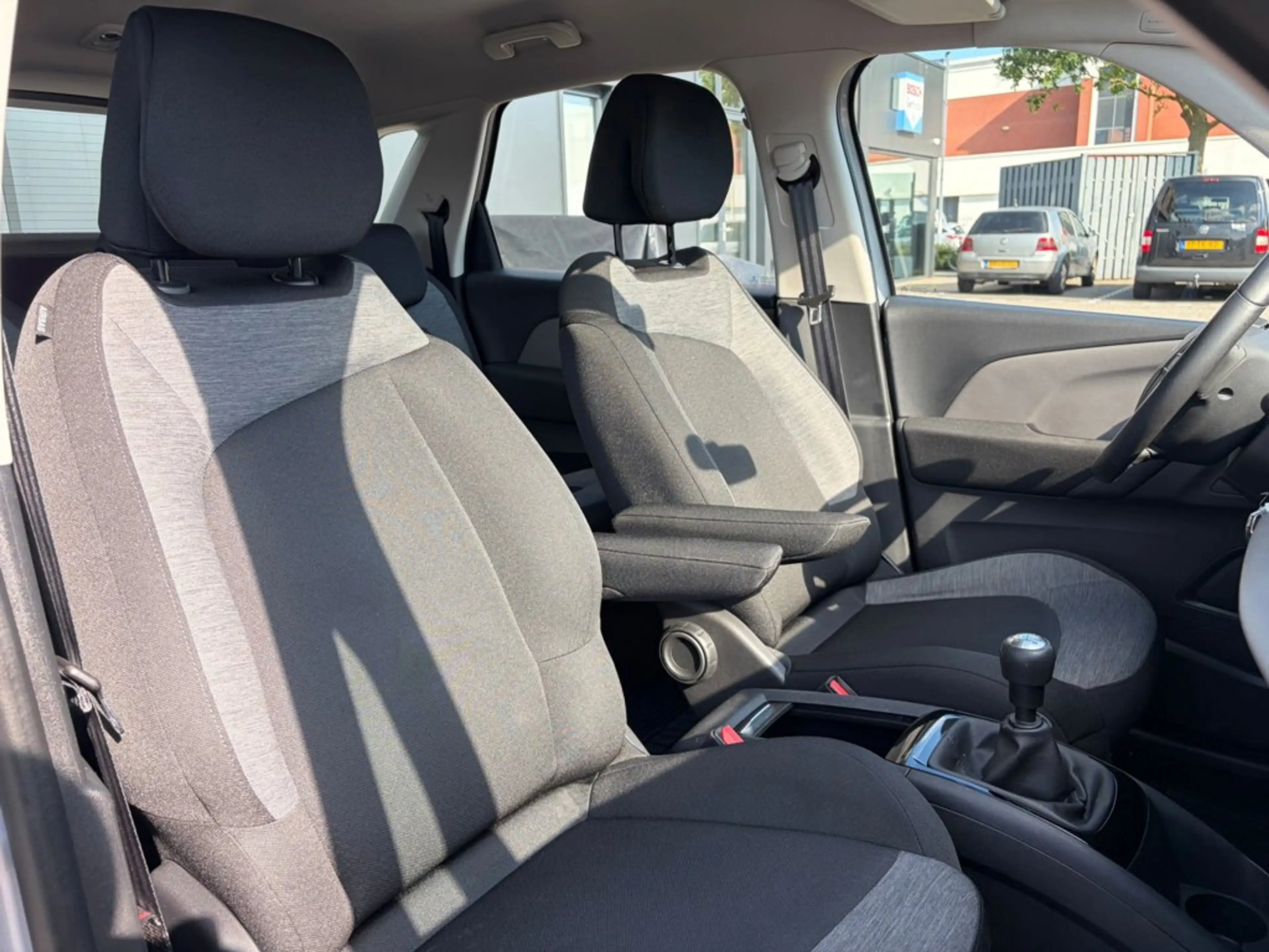 Citroen C4 Picasso 1.2 PureTech Start, NEW D-riem, Cruise, Clima, PDC — photo 6