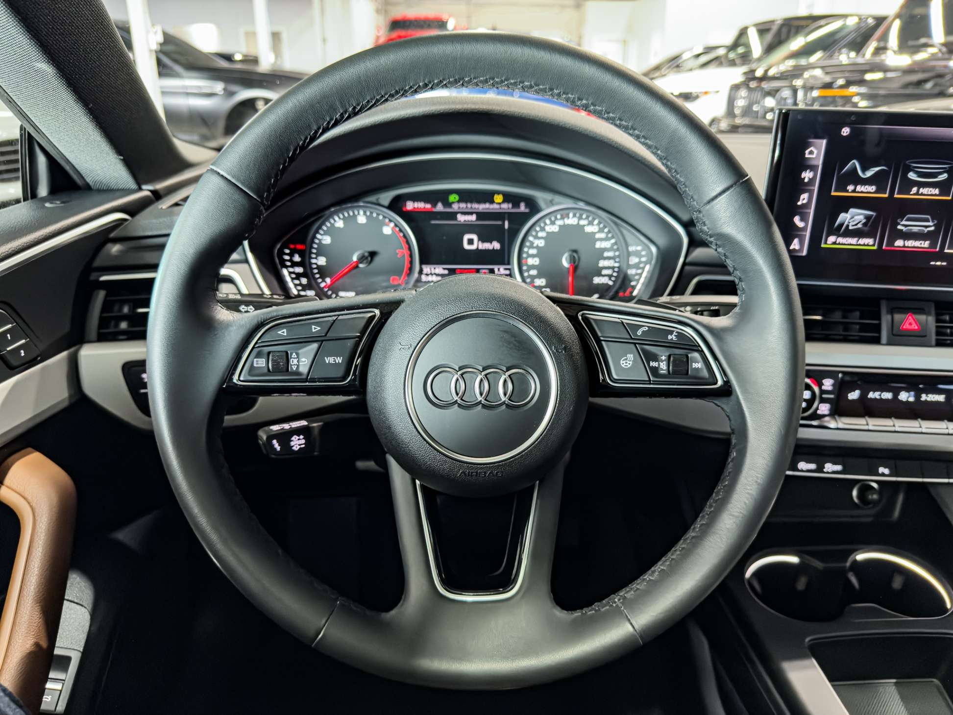 2023 Audi A5 Komfort 45 TFSI quattro thumb 9