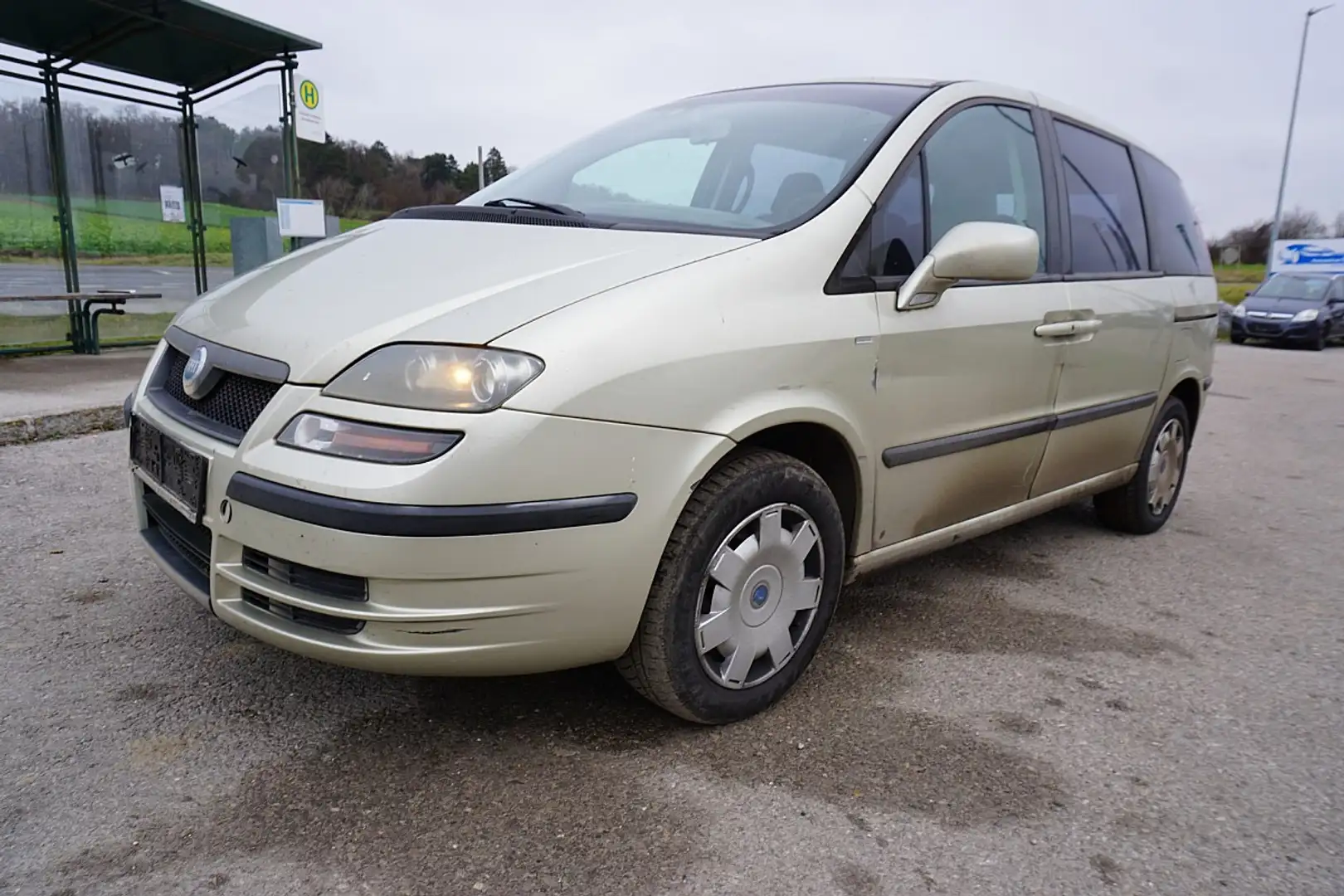 Fiat Ulysse 2,0 16V JTD 120 Italia Gelb - 2