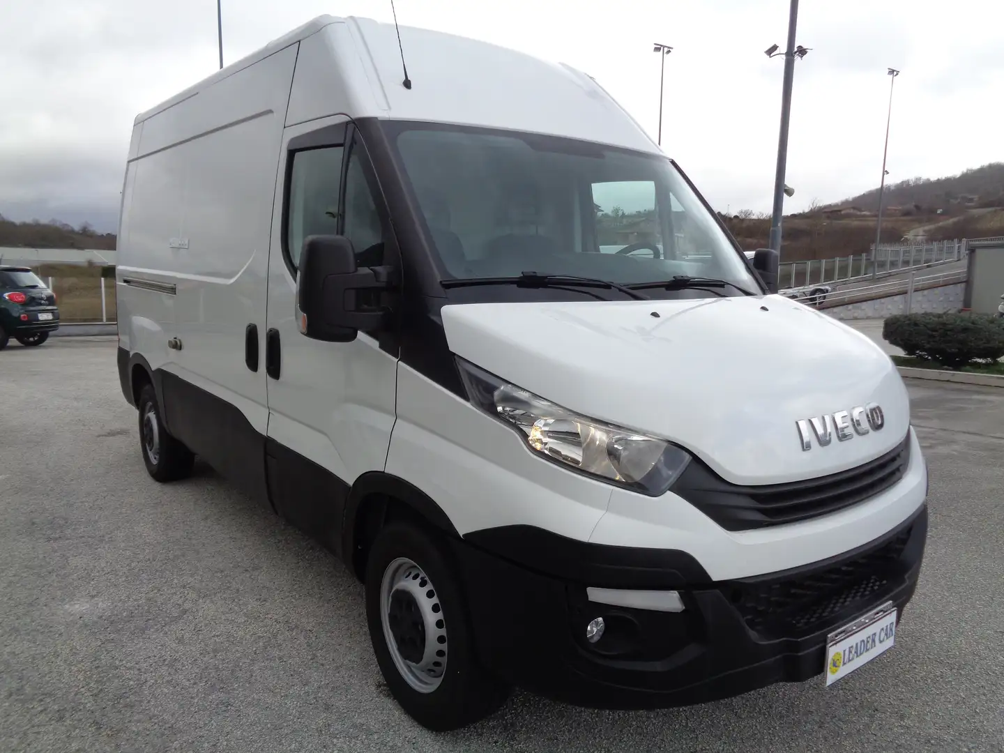 Iveco Daily 35S12 2.3 116cv PM-TM Blanco - 2