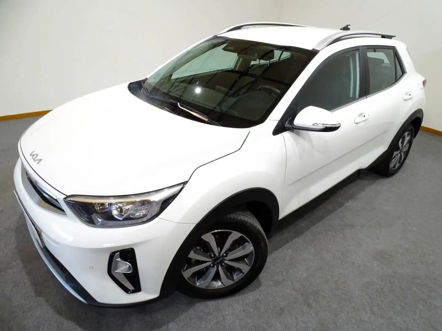 Kia Stonic 1.2 DPi Drive Bílá - 2