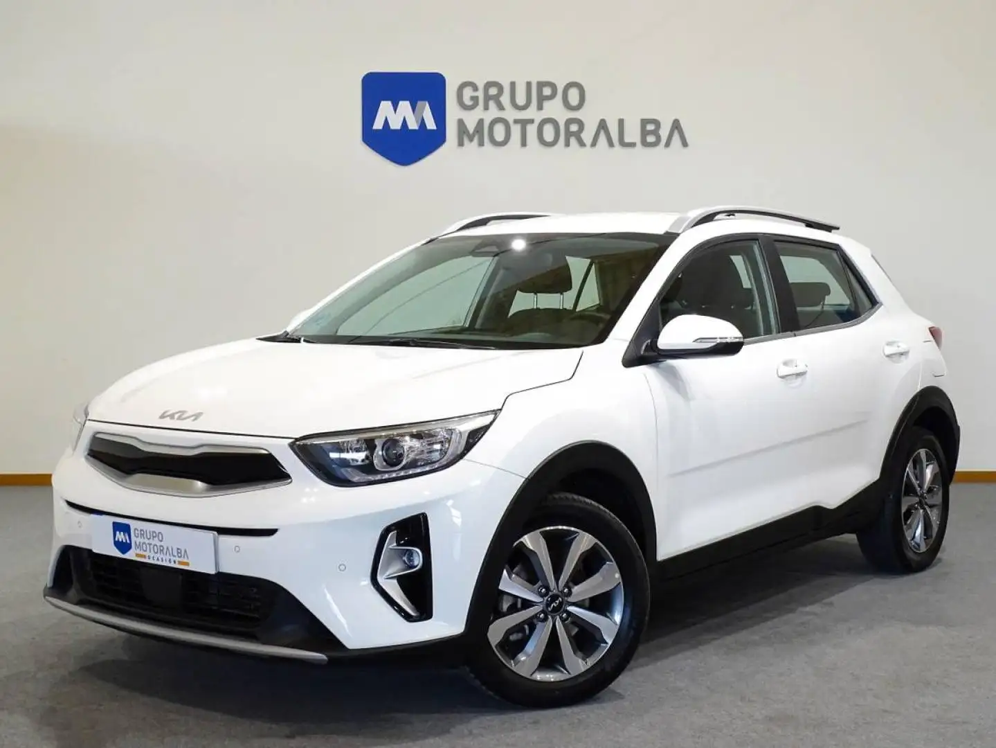 Kia Stonic 1.2 DPi Drive Bílá - 1