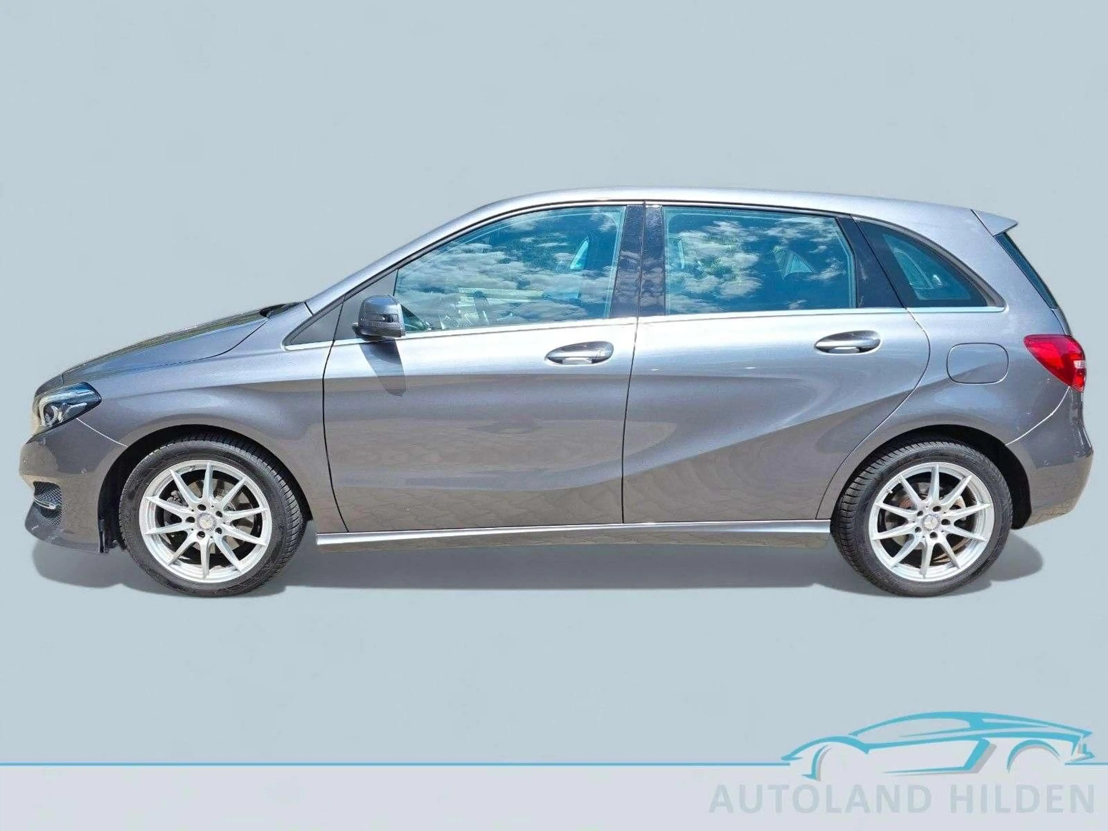 Mercedes-Benz B 200 CDI Automatik/Navi/Kamera/AHK/LED/1 Hand — photo 7