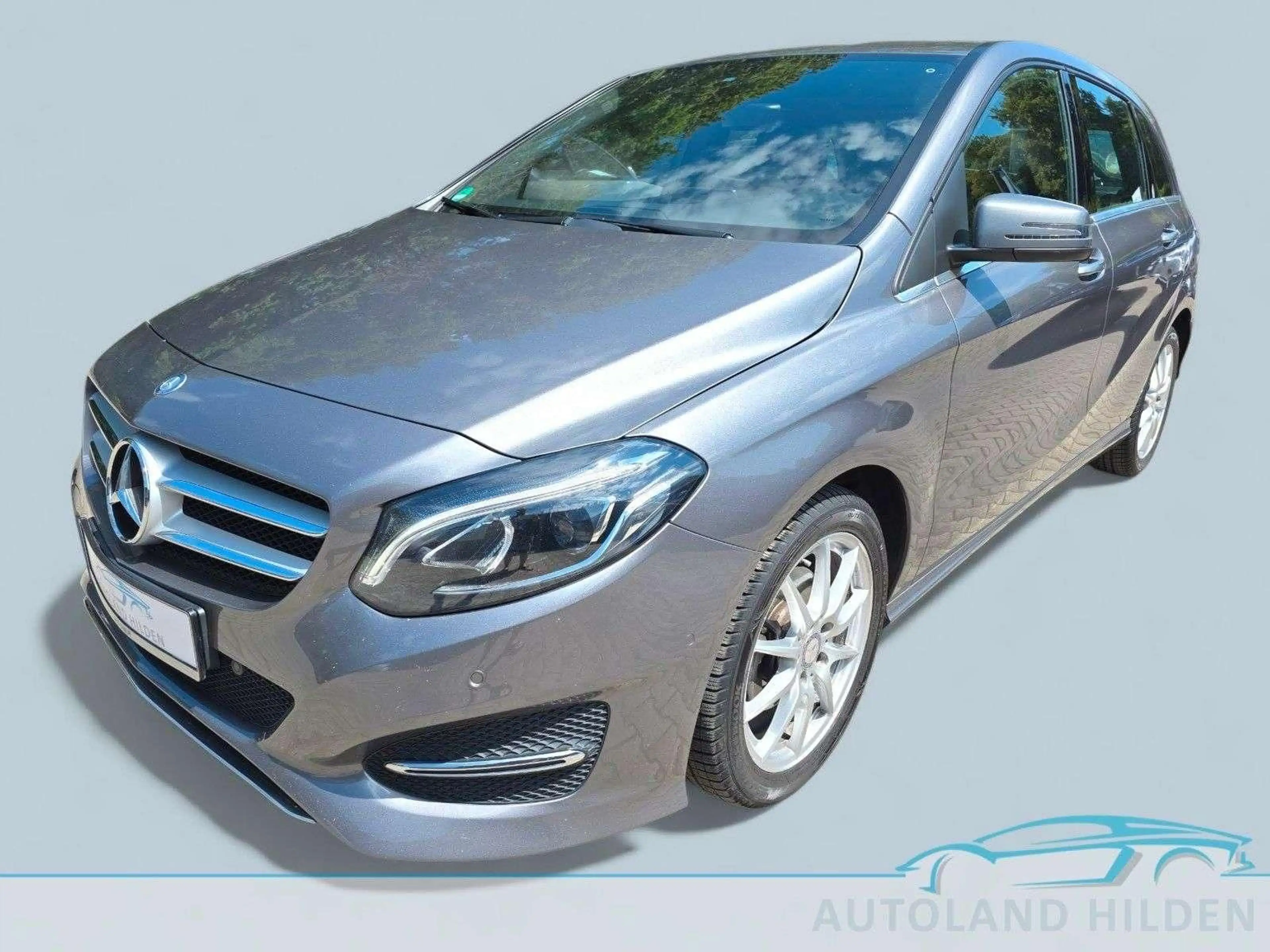 Mercedes-Benz B 200 CDI Automatik/Navi/Kamera/AHK/LED/1 Hand — photo 3