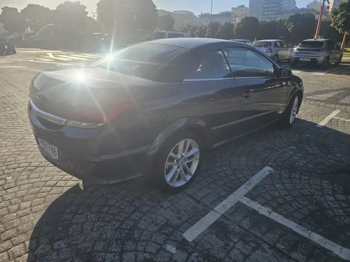 Opel Astra 2006, foto 15