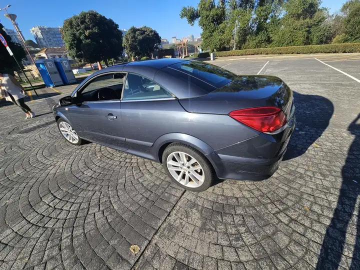 Opel Astra 2006, foto 7