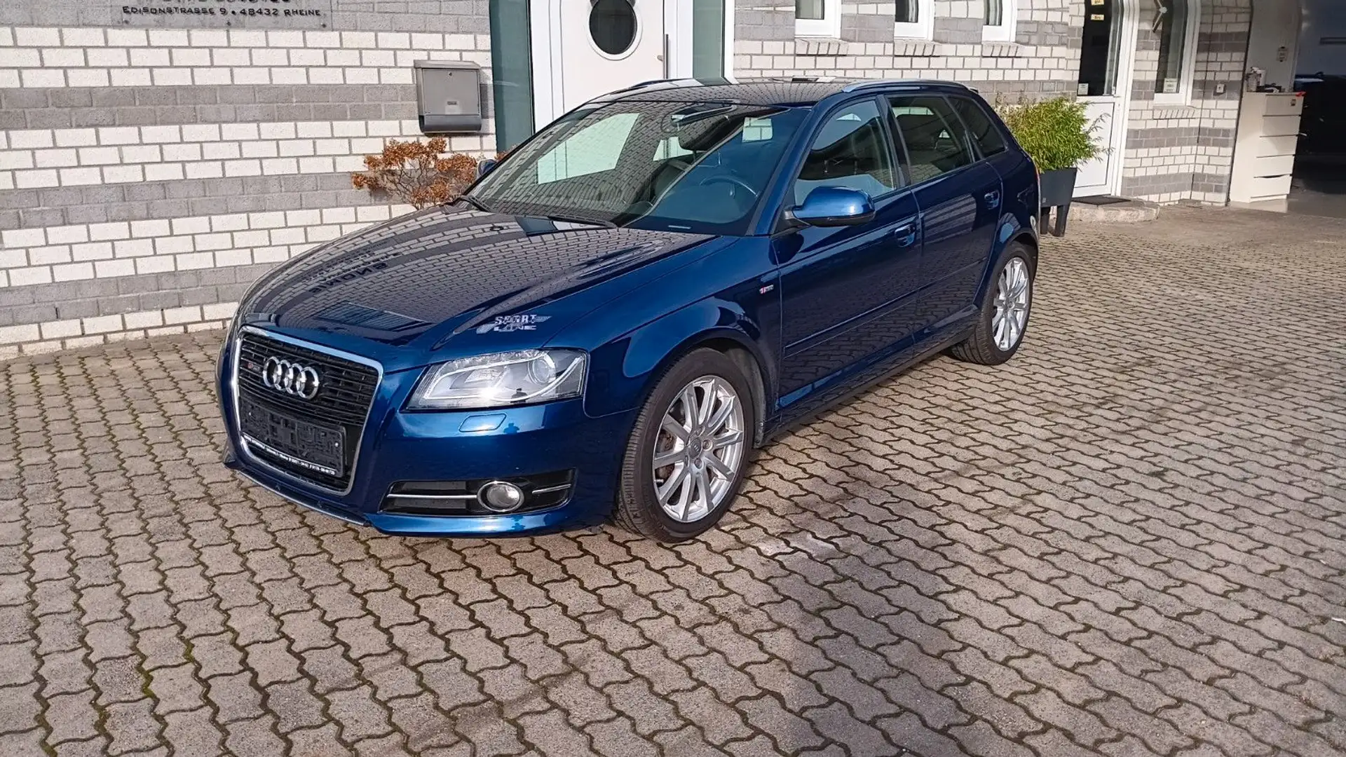 Audi A3 Sport 2.0 TDI S line Sportpaket plus Mod.2018 Blau - 1