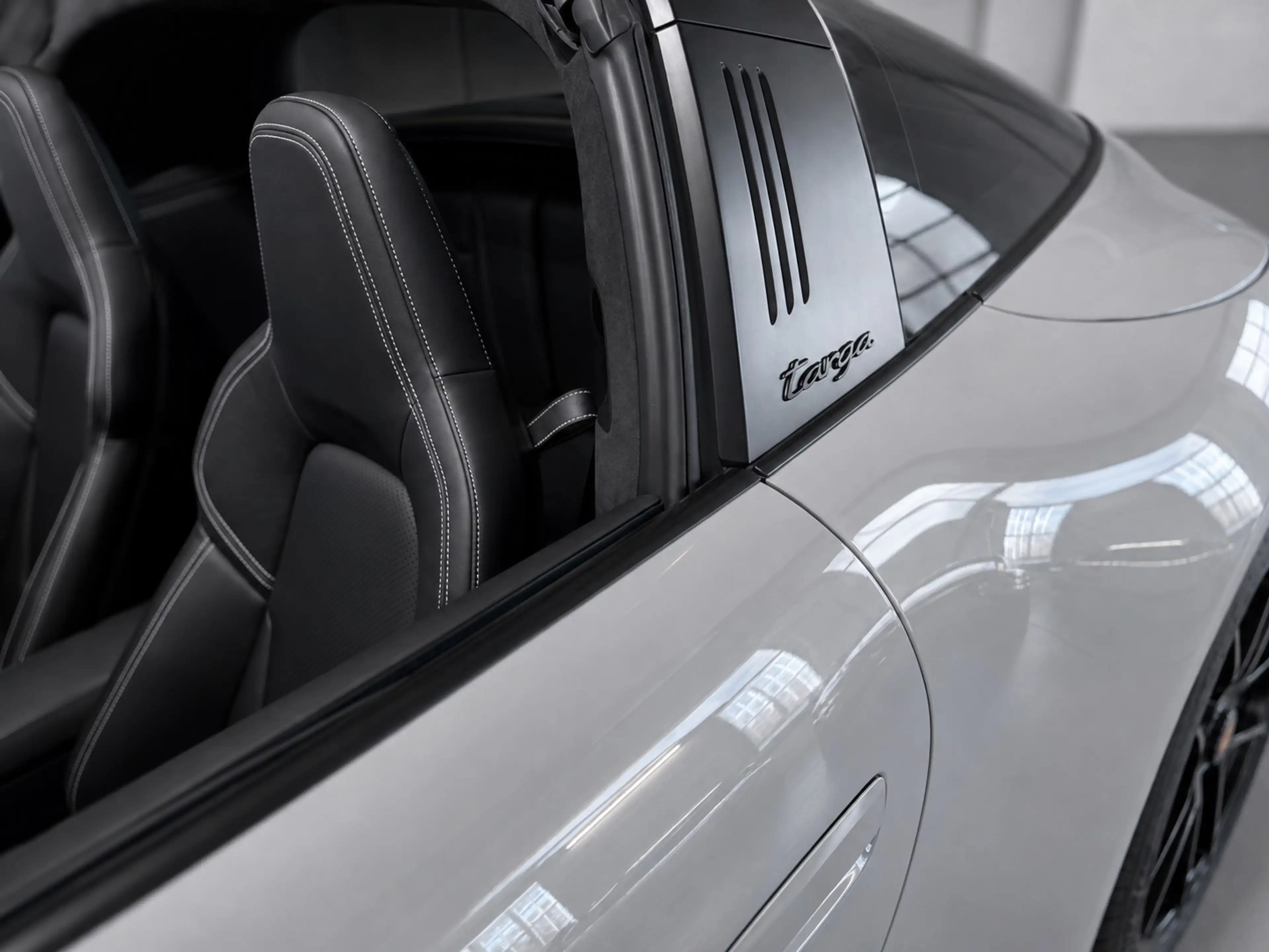 Porsche 992 Targa 4 GTS T-Hybrid — photo 14