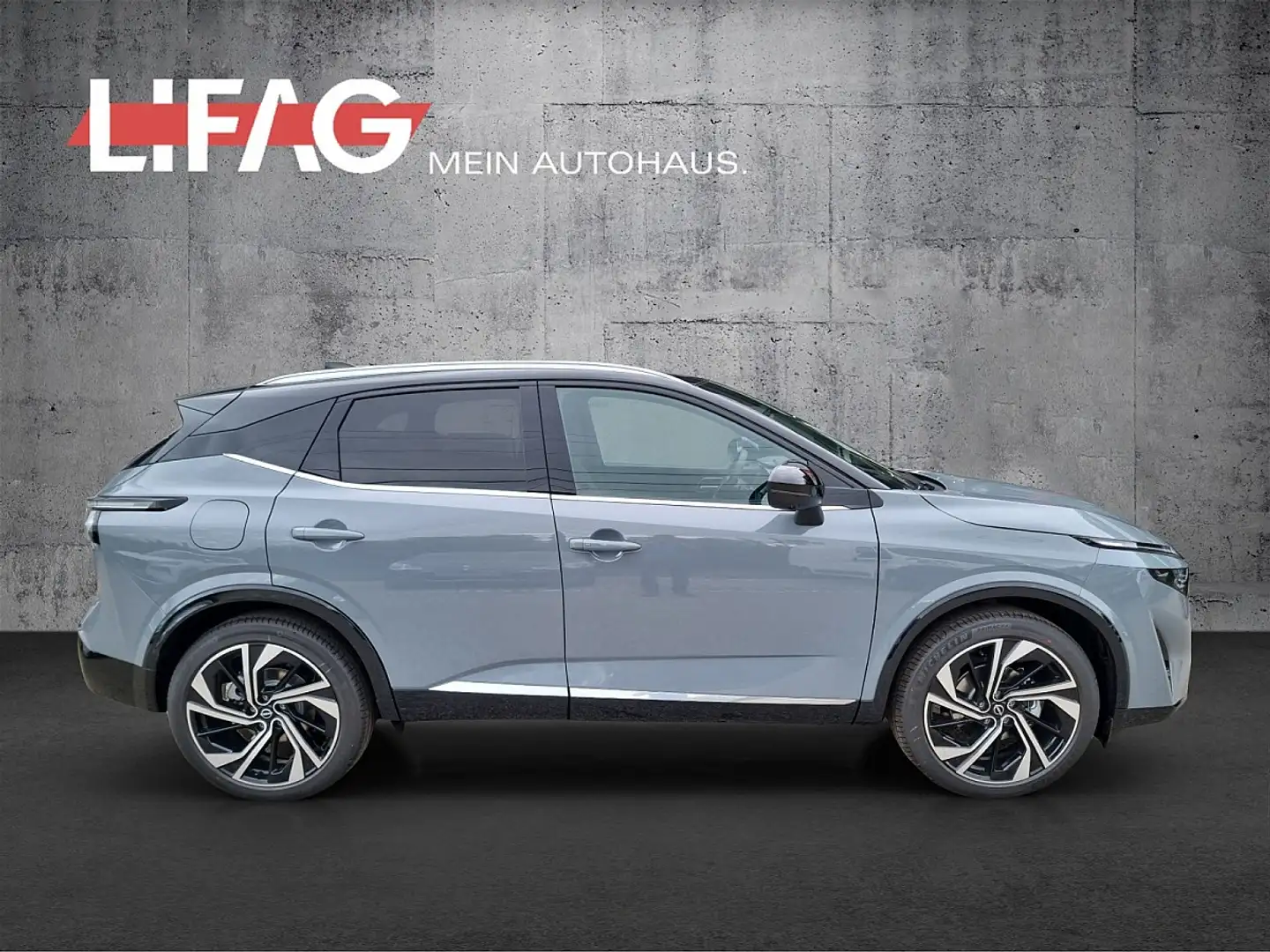 Nissan Qashqai 1,3 MHEV 4x4 Tekna+ Xtronic *ab € 38.990,-* Grau - 2