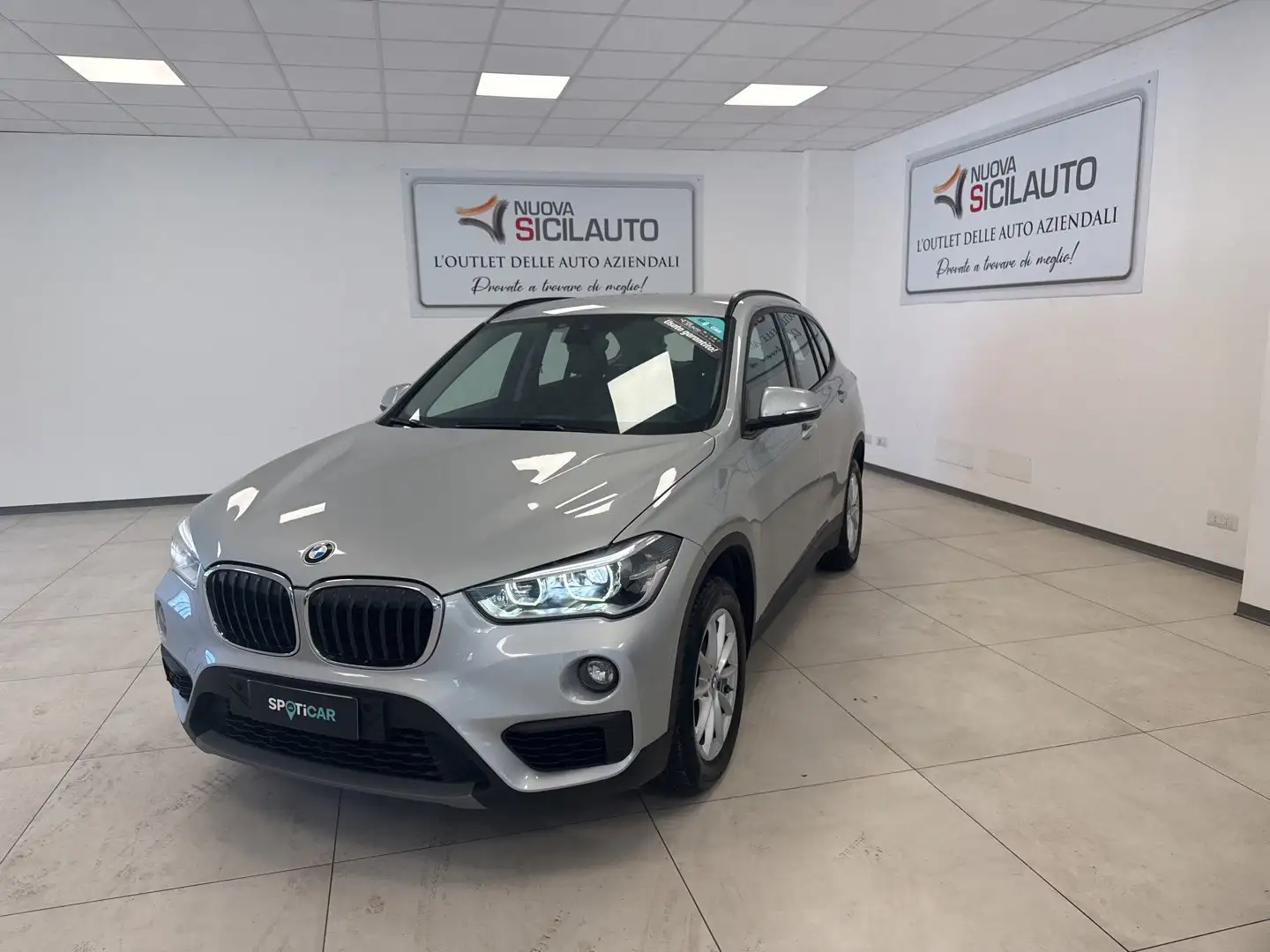 BMW X1 F48 sdrive16d Advantage my18 Nero - 2