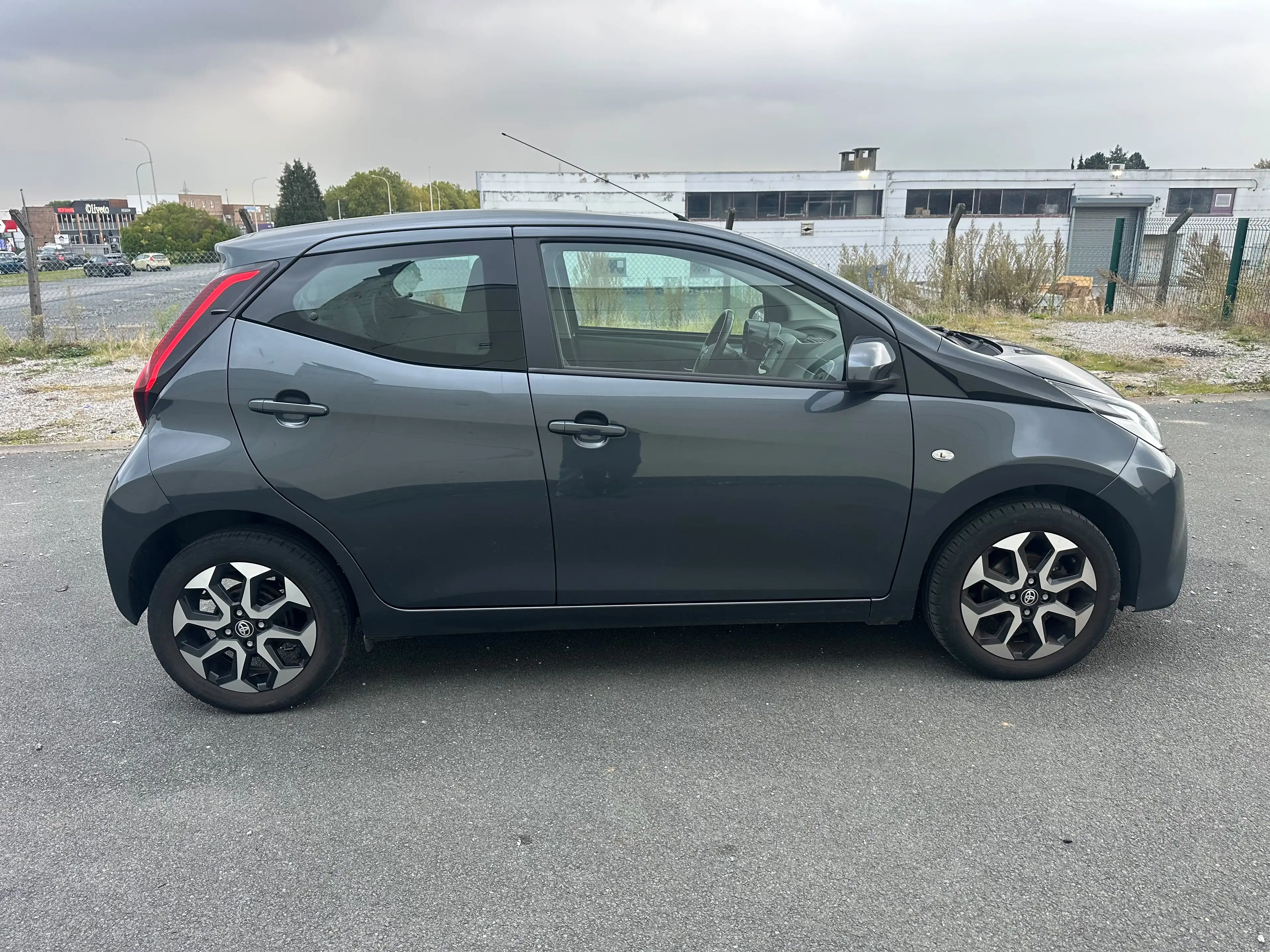 Toyota Aygo Aygo 1.0i VVT-i x-play — photo 6