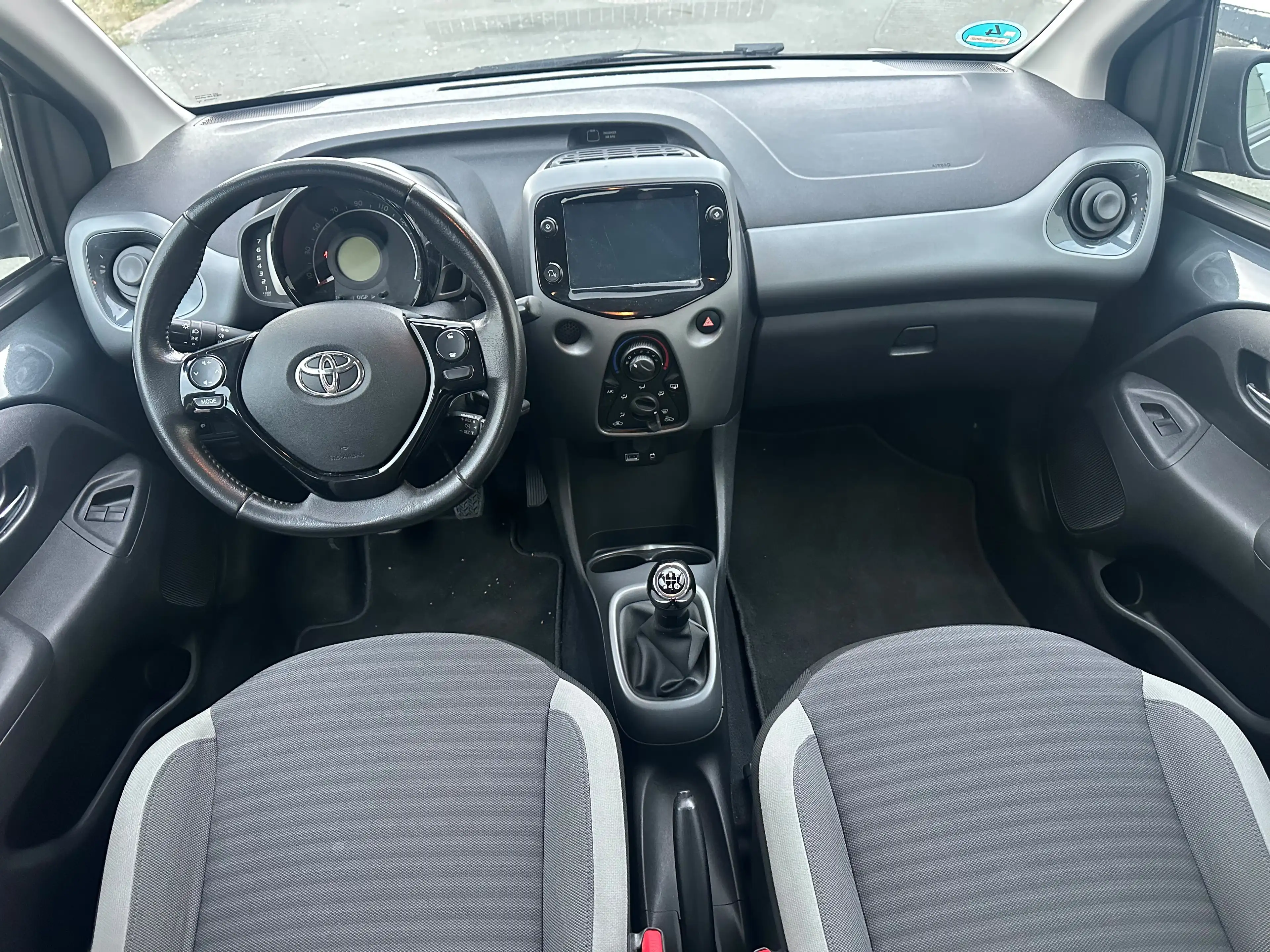 Toyota Aygo Aygo 1.0i VVT-i x-play — photo 10