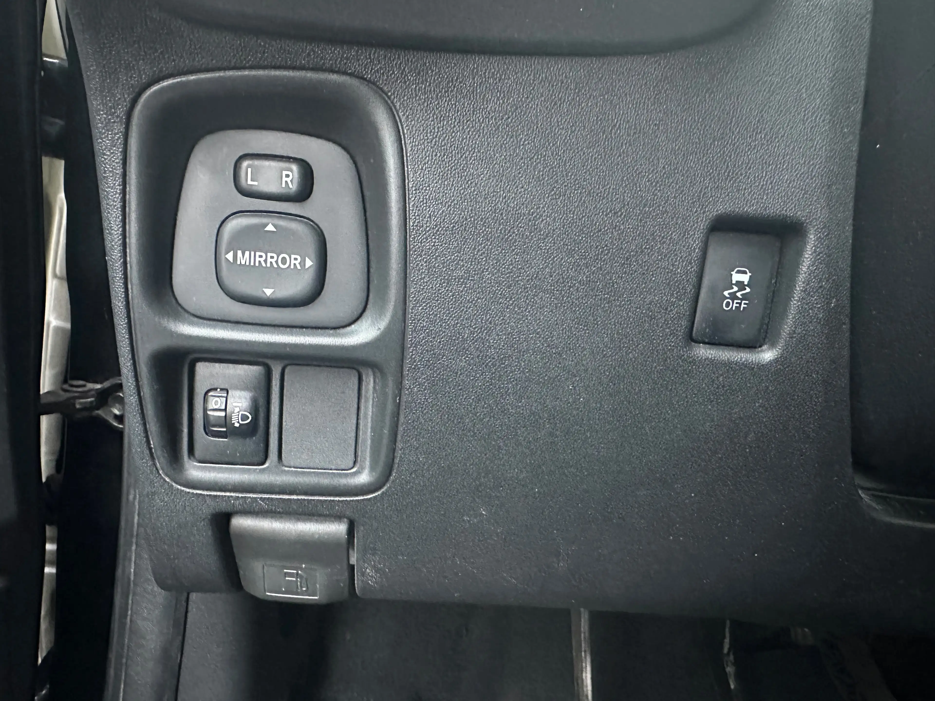 Toyota Aygo Aygo 1.0i VVT-i x-play — photo 11