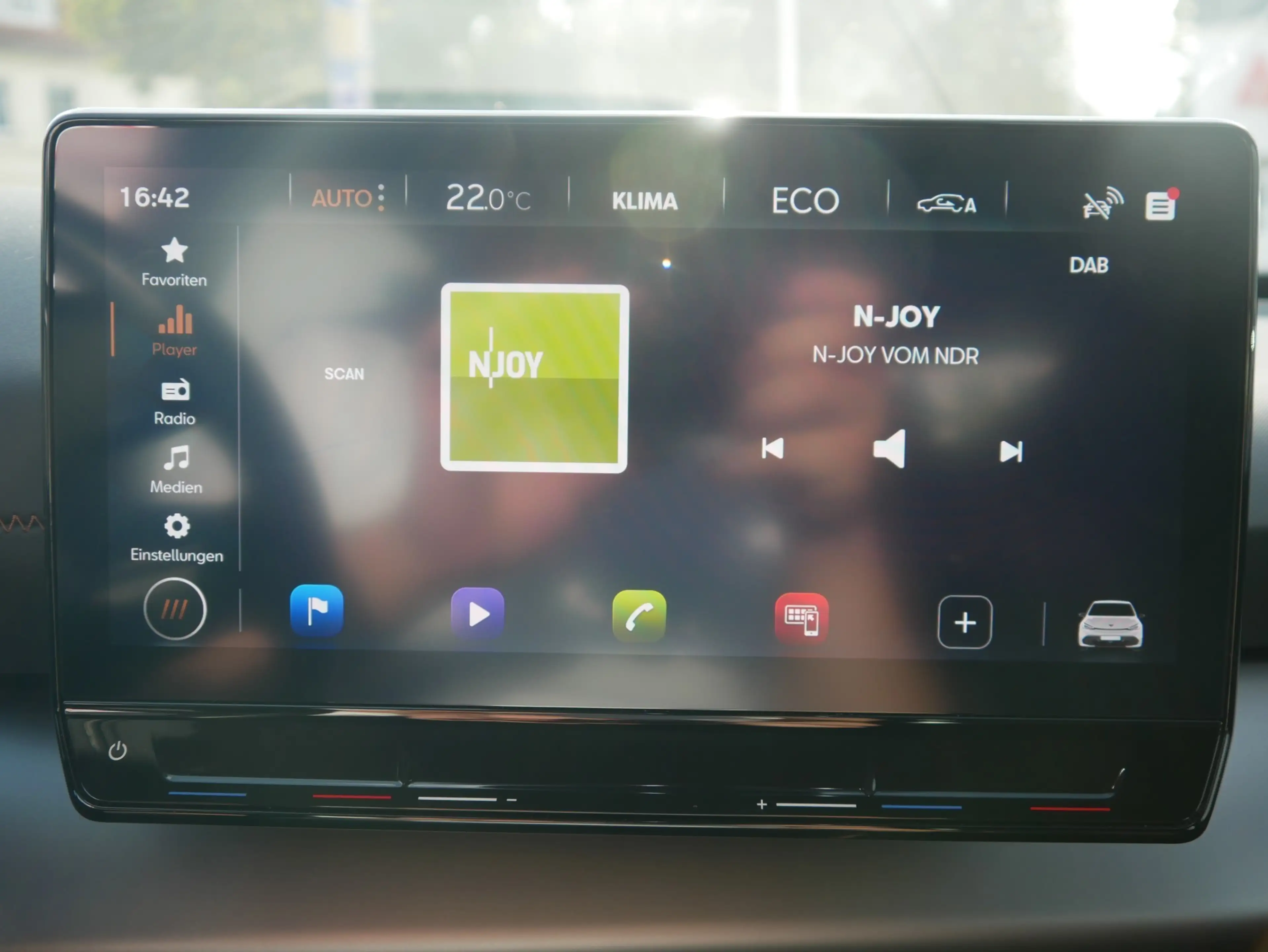 CUPRA Born 150 kW LED Android Apple Keyless-Go — photo 13