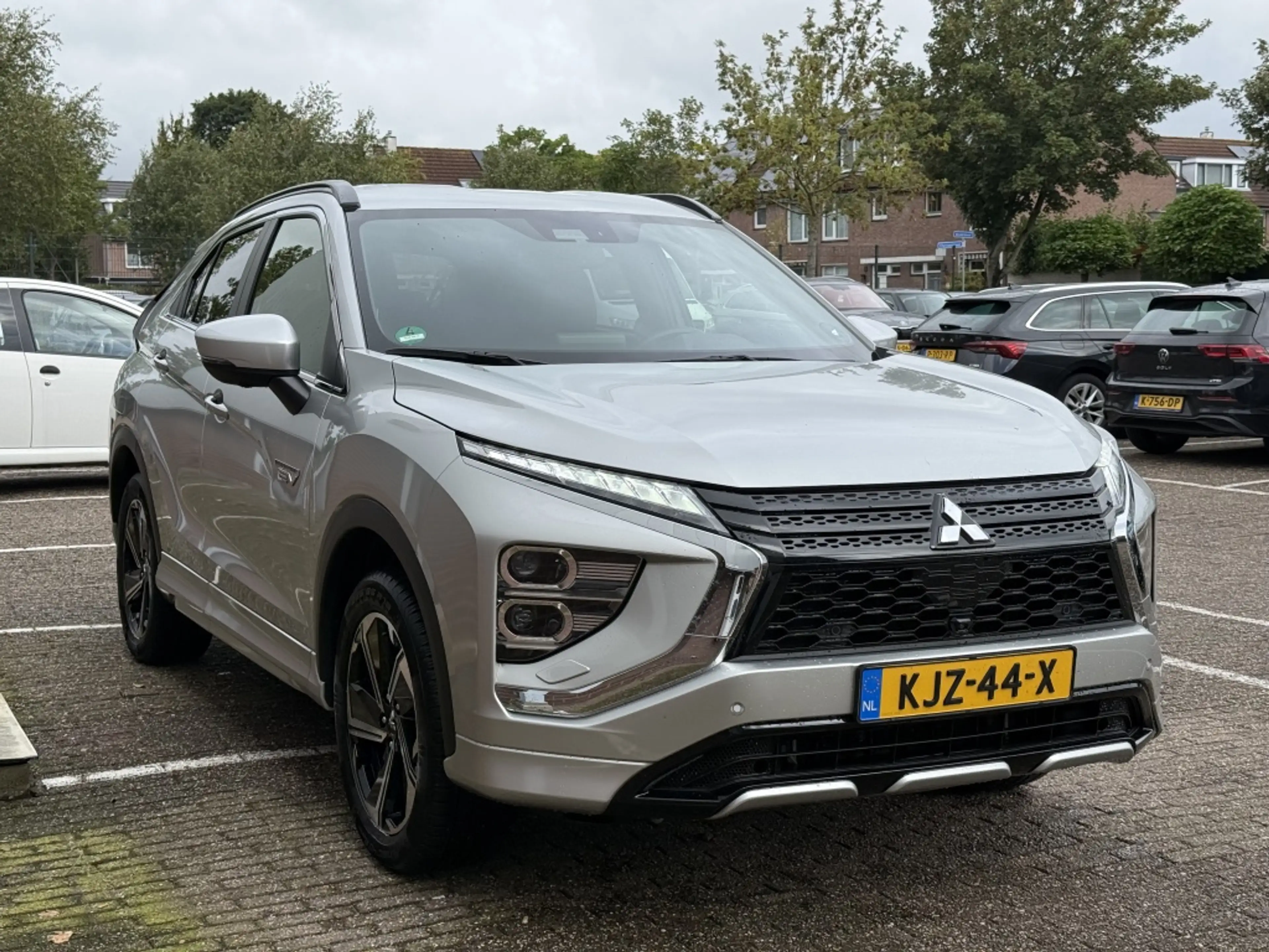 Mitsubishi Eclipse Cross 2.4 PHEV Executive | 360 camera | Adaptive cruise — photo 6