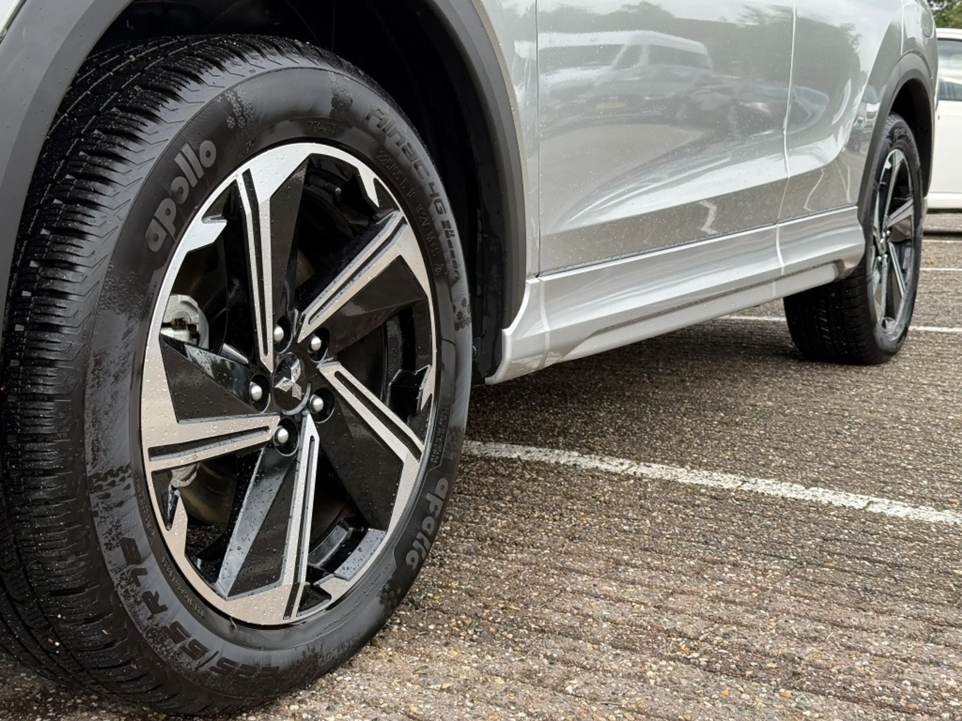 Mitsubishi Eclipse Cross 2.4 PHEV Executive | 360 camera | Adaptive cruise — photo 8