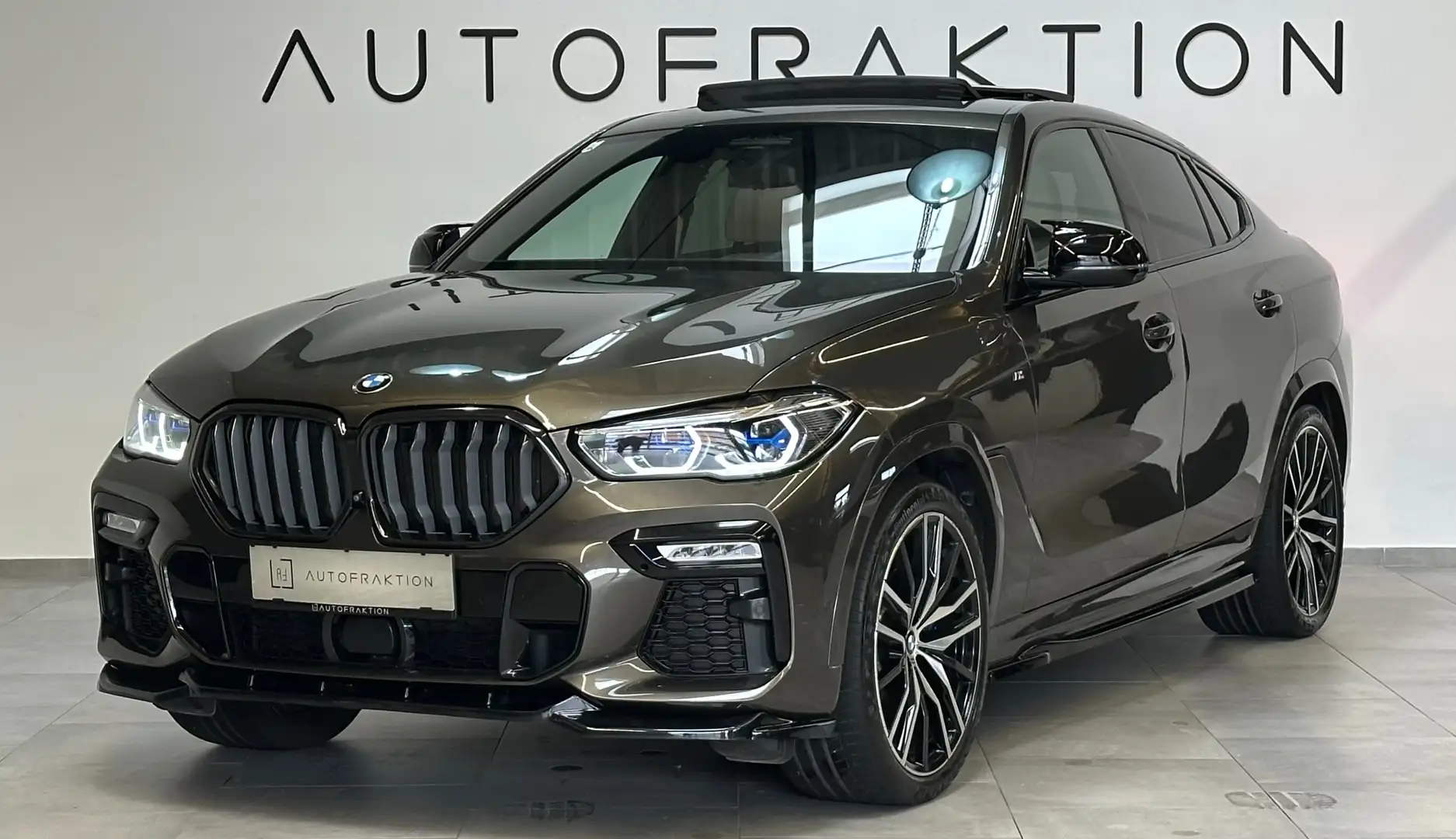 BMW X6 xDrive 40 i M Sport Grau - 1