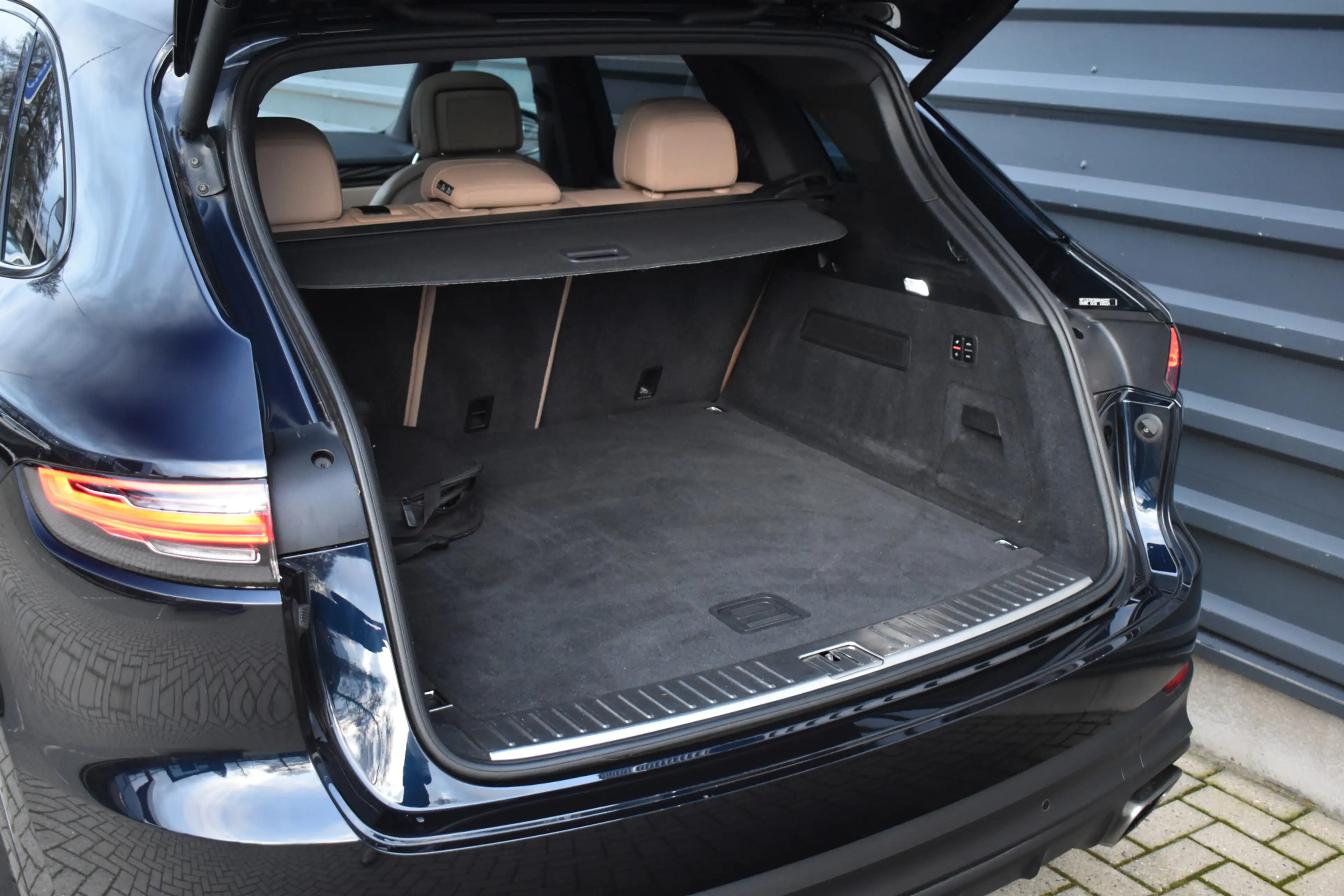Porsche Cayenne 3.0 E-Hybrid 462pk Sport Chrono | Pano | Trekhaak — photo 45