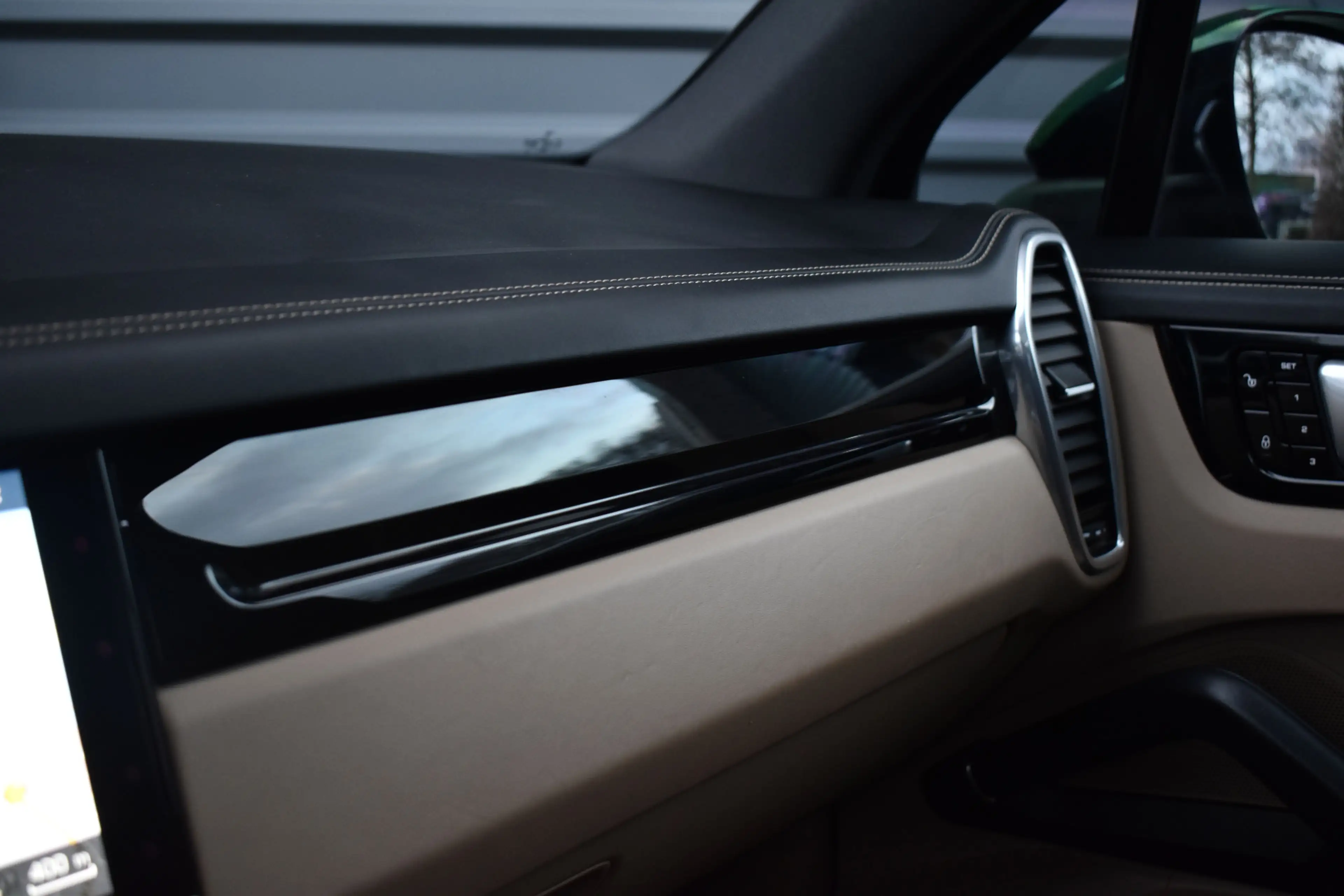 Porsche Cayenne 3.0 E-Hybrid 462pk Sport Chrono | Pano | Trekhaak — photo 35