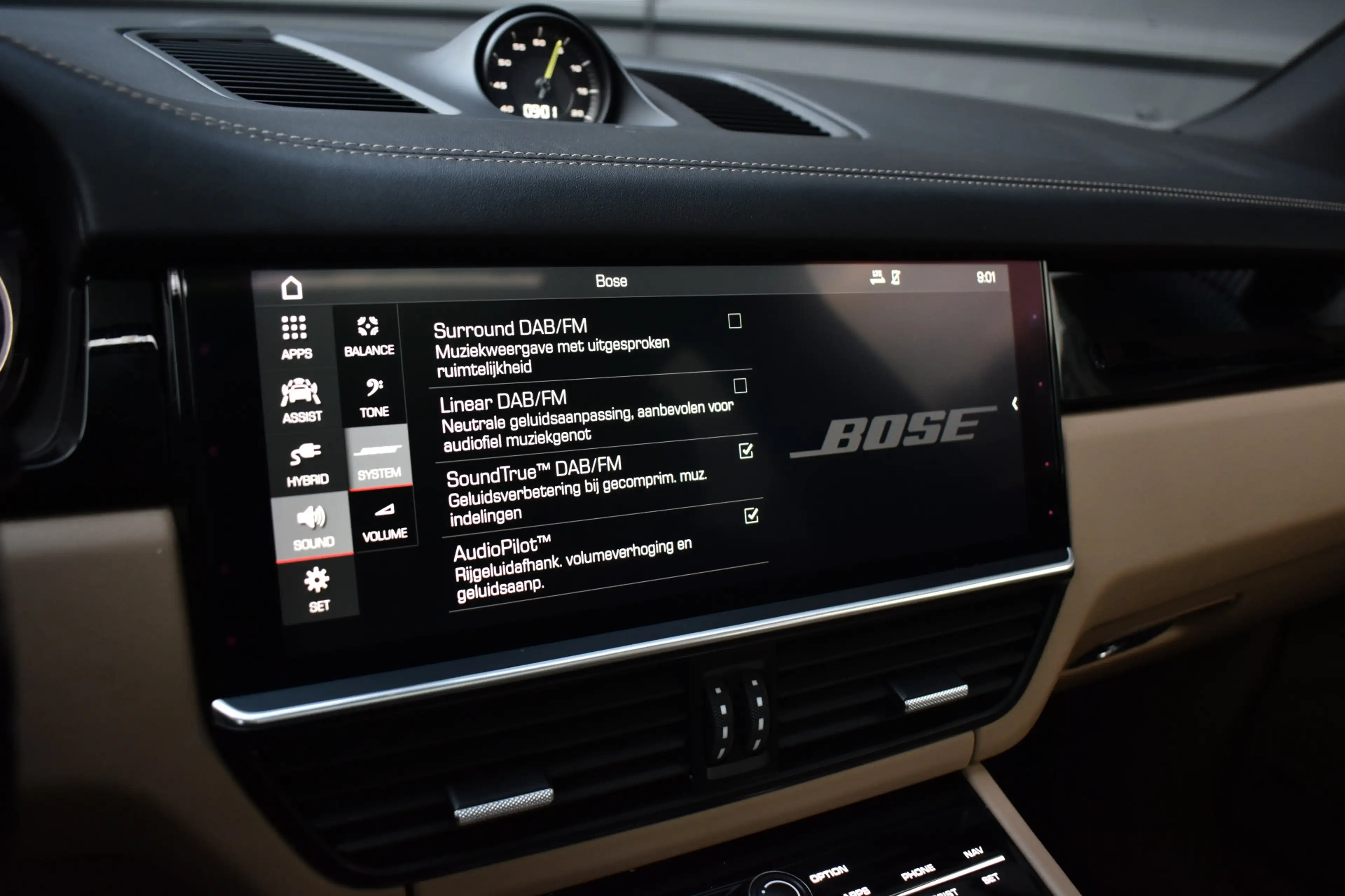 Porsche Cayenne 3.0 E-Hybrid 462pk Sport Chrono | Pano | Trekhaak — photo 15