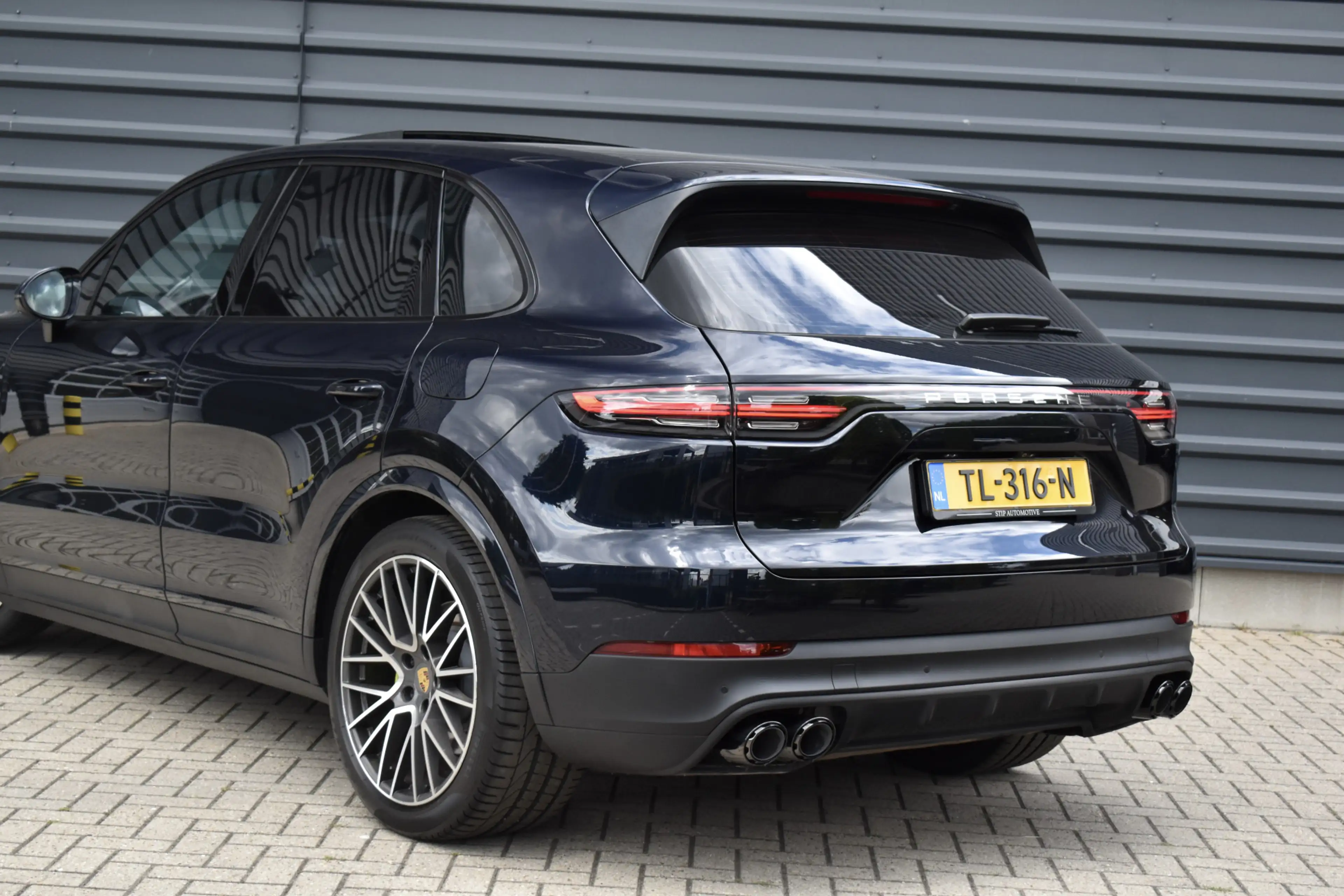 Porsche Cayenne 3.0 E-Hybrid 462pk Sport Chrono | Pano | Trekhaak — photo 39