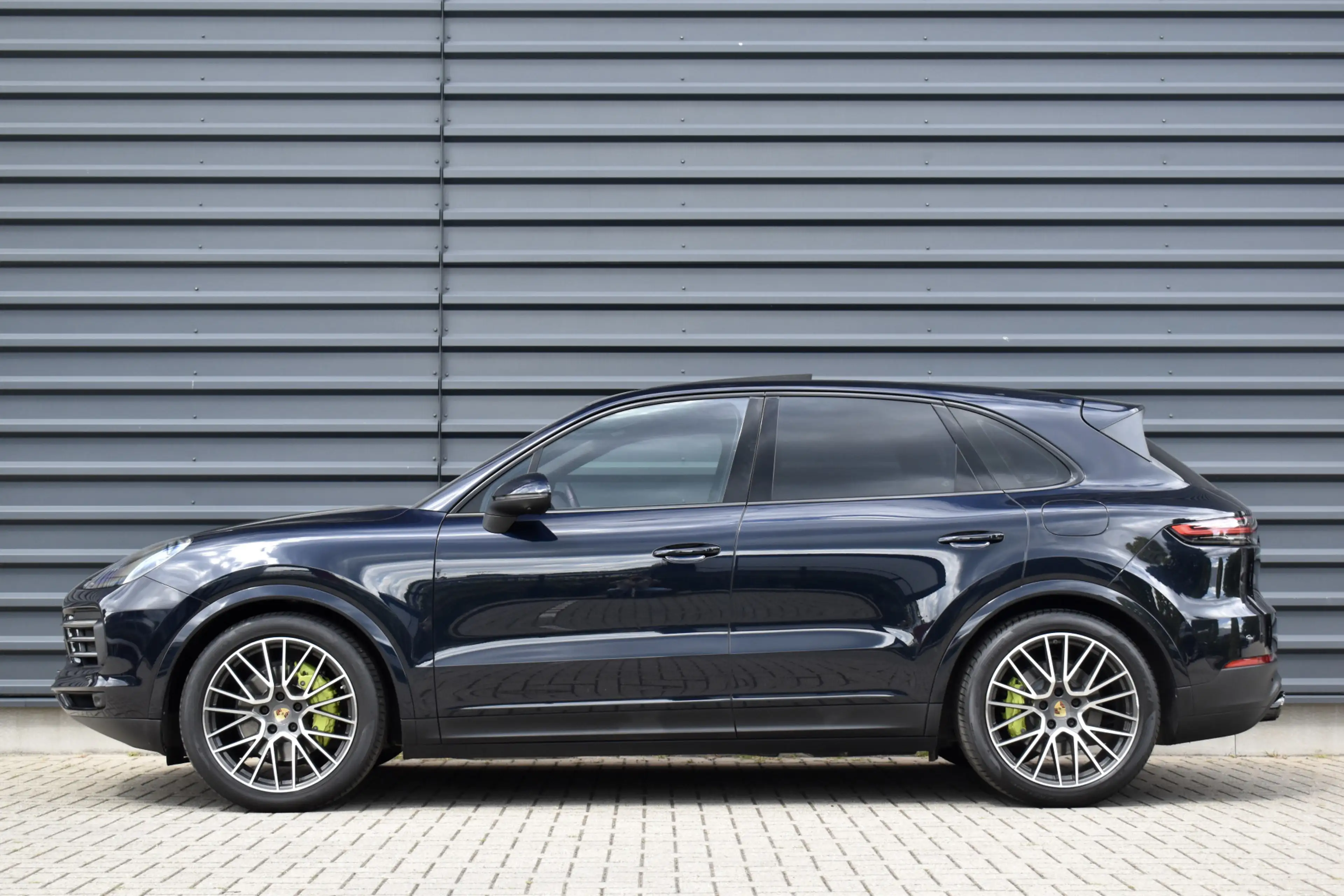 Porsche Cayenne 3.0 E-Hybrid 462pk Sport Chrono | Pano | Trekhaak — photo 3