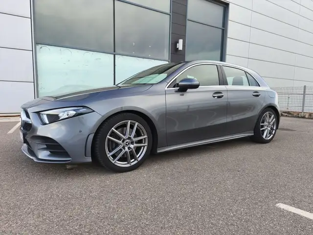 Mercedes-Benz A 220 220d 8G-DCT