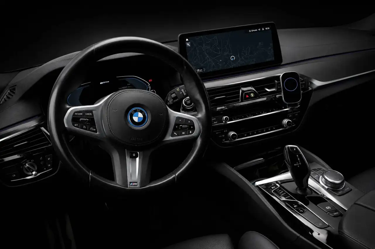 BMW 530 e Touring M Sport Camera Trekhaak LCI, миниатюра 8