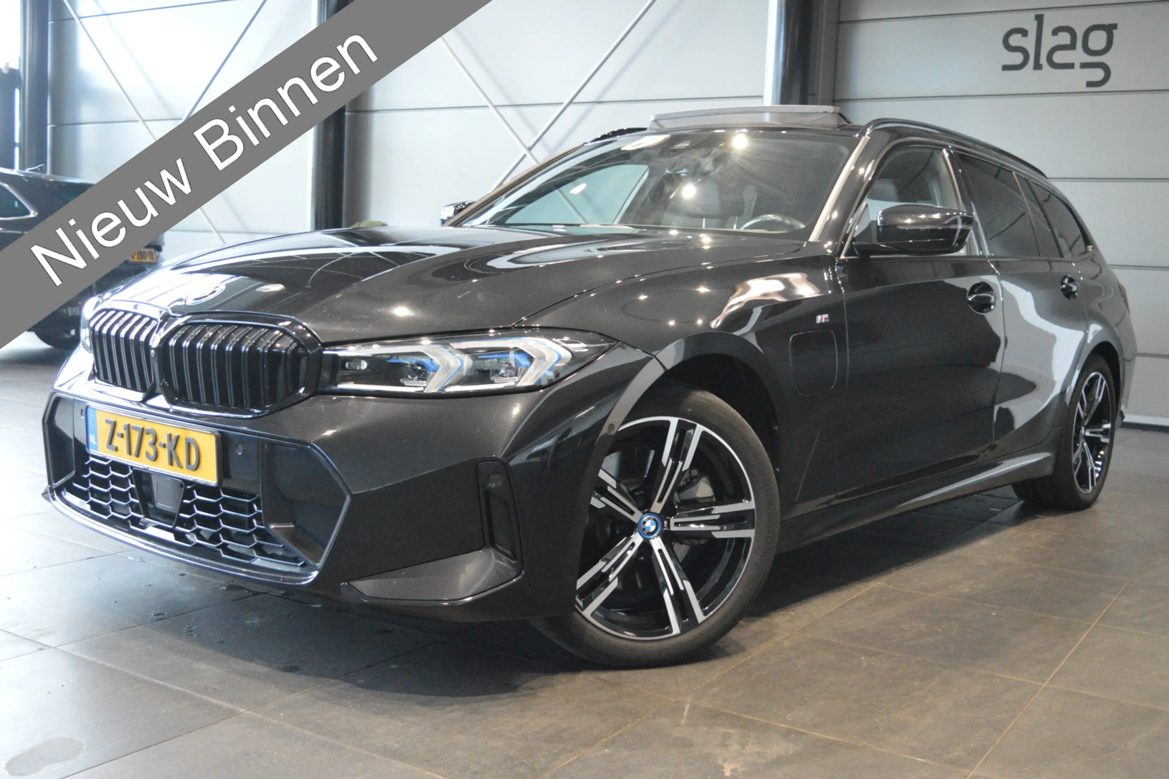 BMW 330 3-serie Touring 330e M-SPORT pano camera cruise le