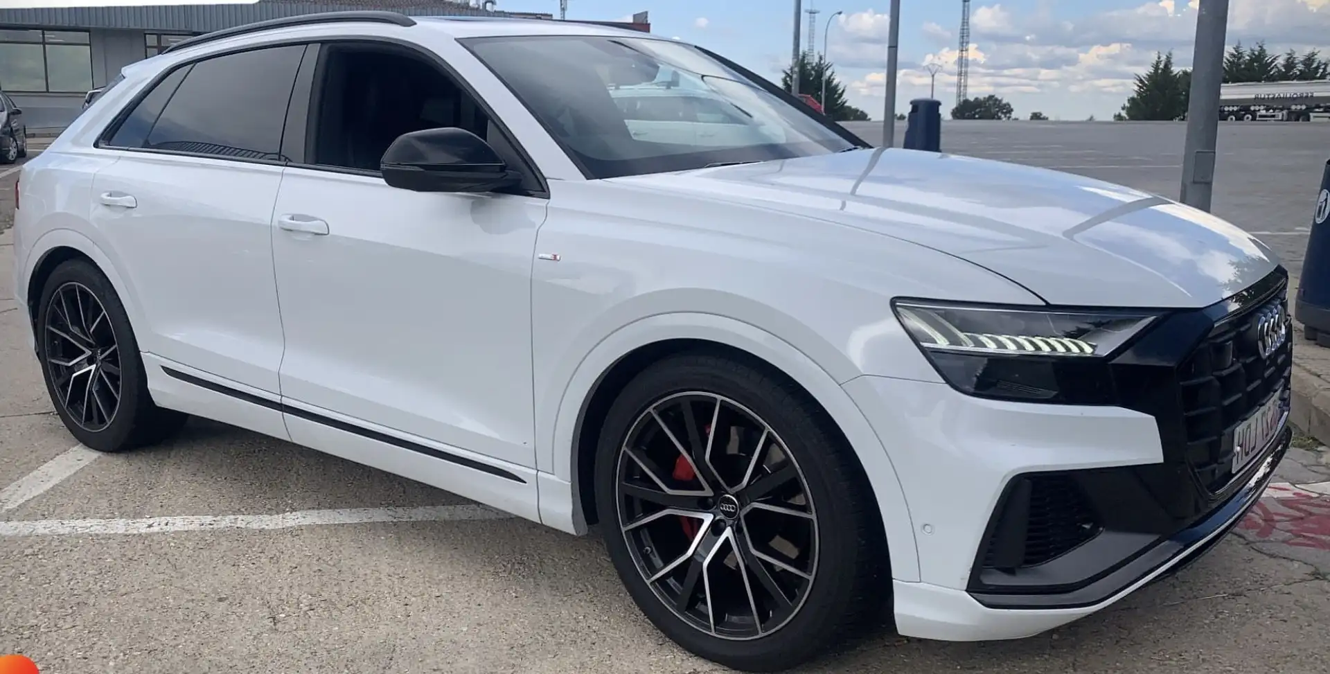 Audi Q8 50 TDI Black line quattro tiptronic - 1