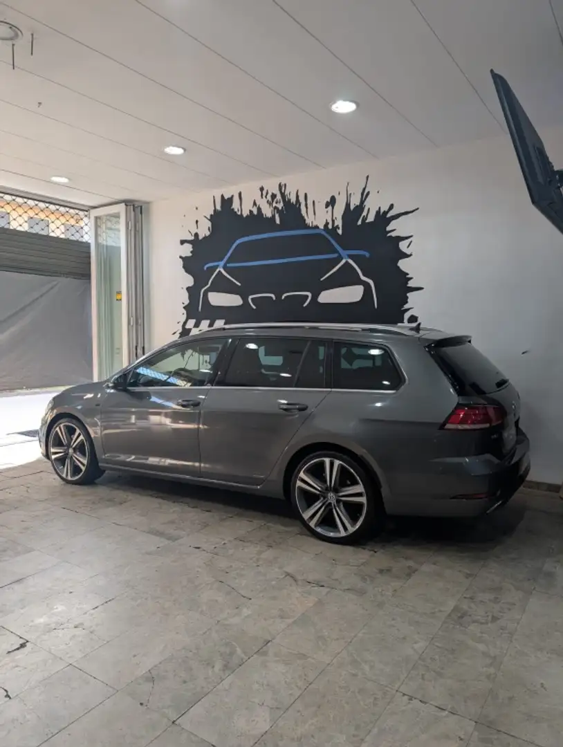 Volkswagen Golf Variant 1.6TDI R-Line DSG7 Gris - 2