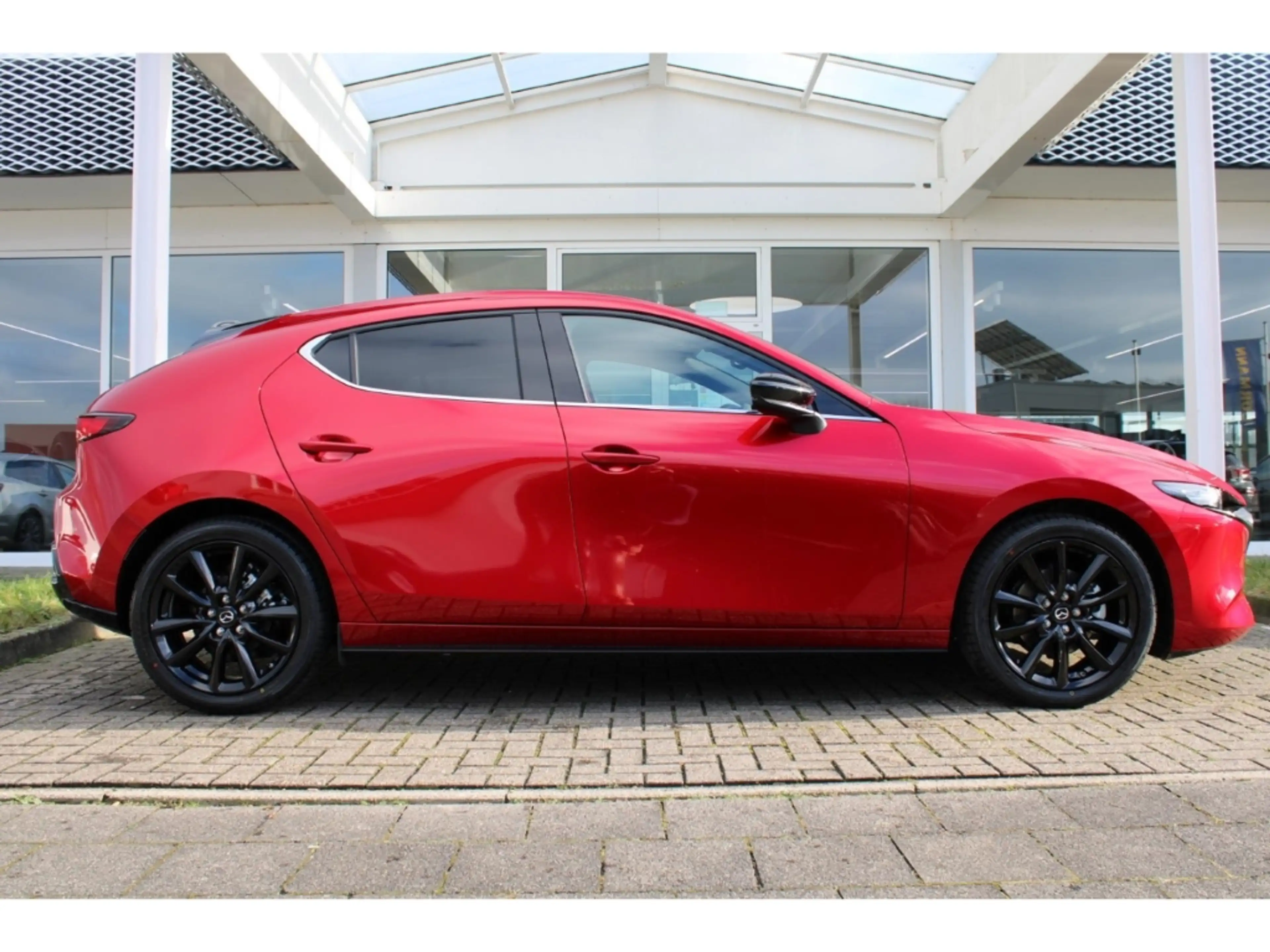 Mazda 3 e-SKY G SOMO HOMURA+MODELL 2027 !! — photo 6
