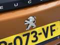 Peugeot e-2008 EV Allure 50 kWh 136pk Automaat | Navigatie | Clim Orange - thumbnail 32