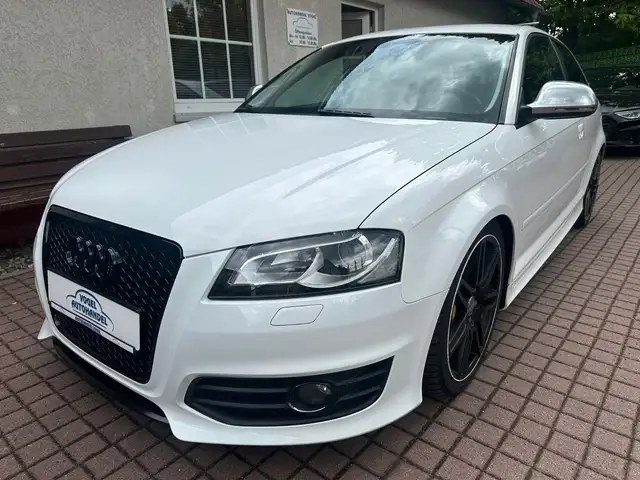 Audi S3 2.0 TFSI quattro*BOSE*ALCANTARA*SITZHZG*
