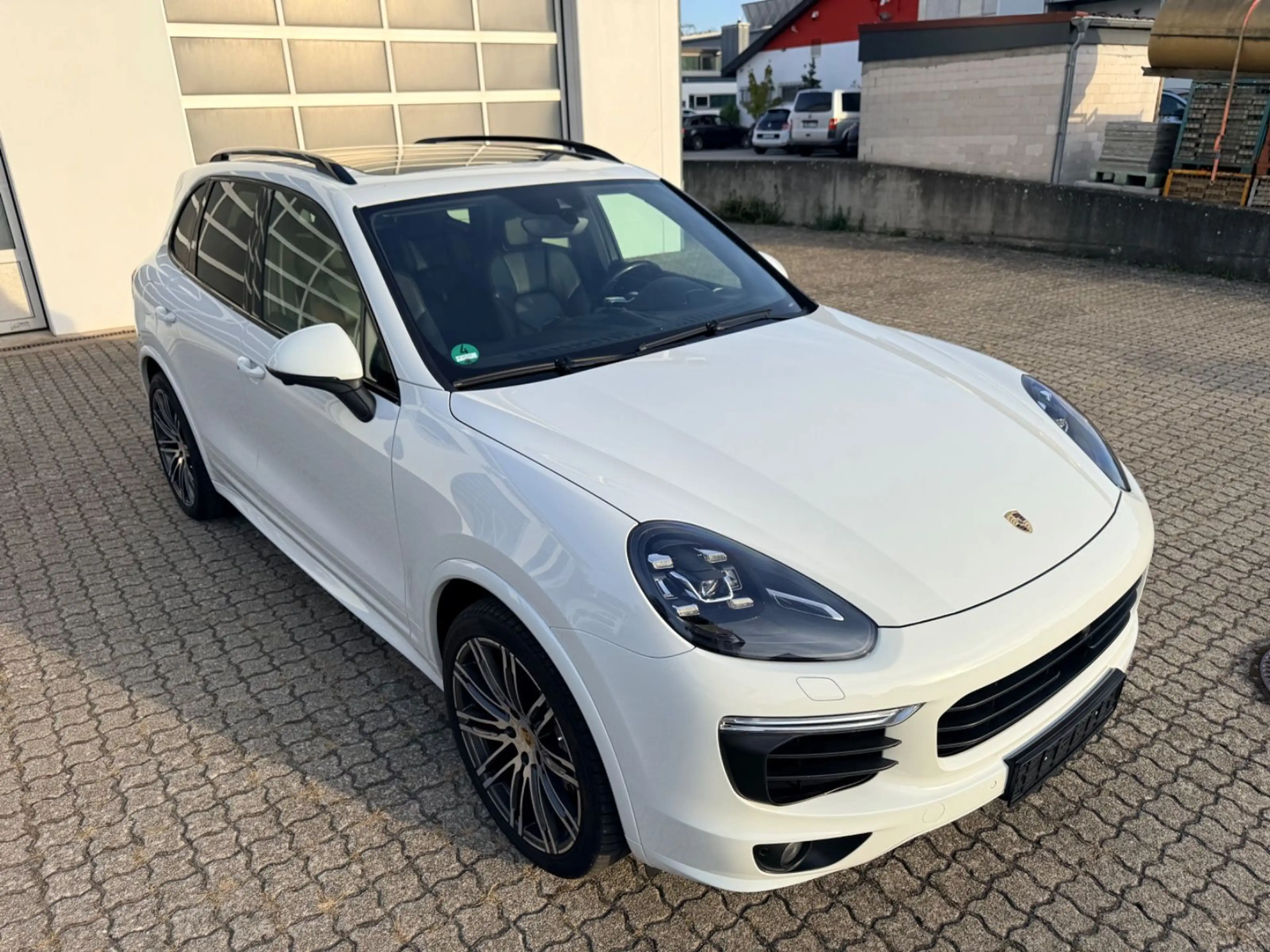 Porsche Cayenne S Diesel Sport Design Edition ACC Stdh21 — photo 10