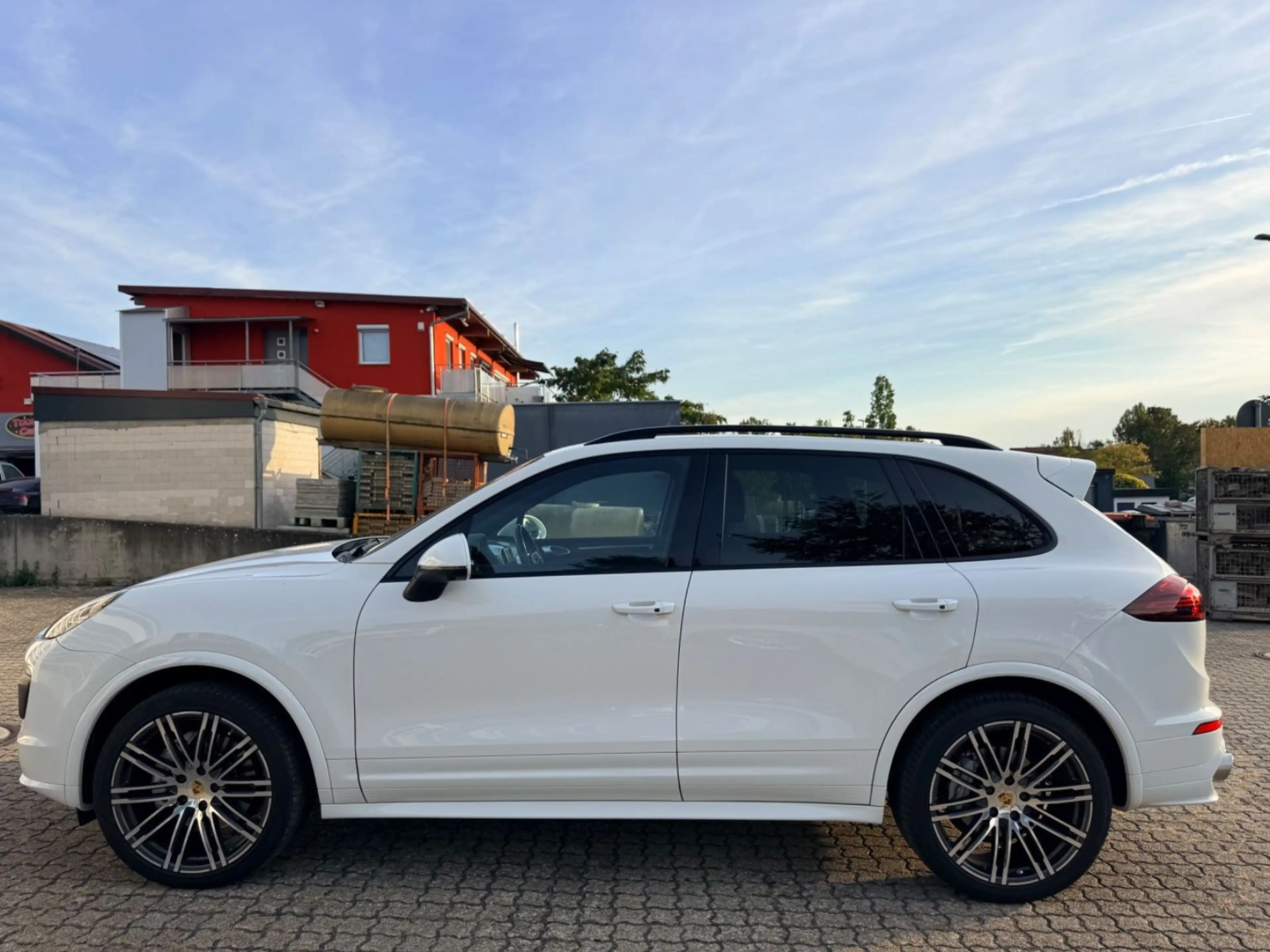 Porsche Cayenne S Diesel Sport Design Edition ACC Stdh21 — photo 6