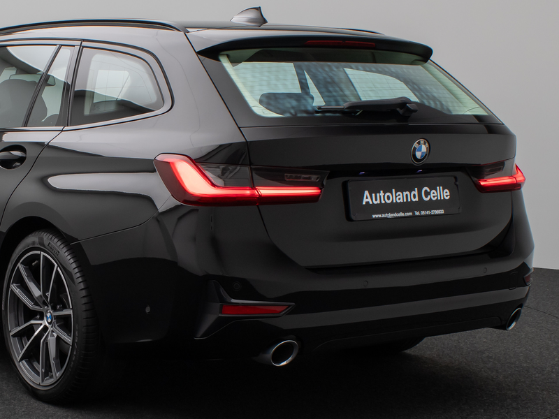 BMW 320 Sport Line Panorama HUD DAB Lordos LED PDC — photo 15