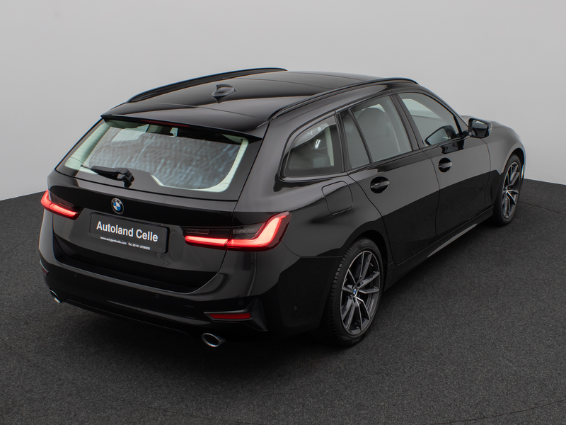 BMW 320 Sport Line Panorama HUD DAB Lordos LED PDC — photo 7