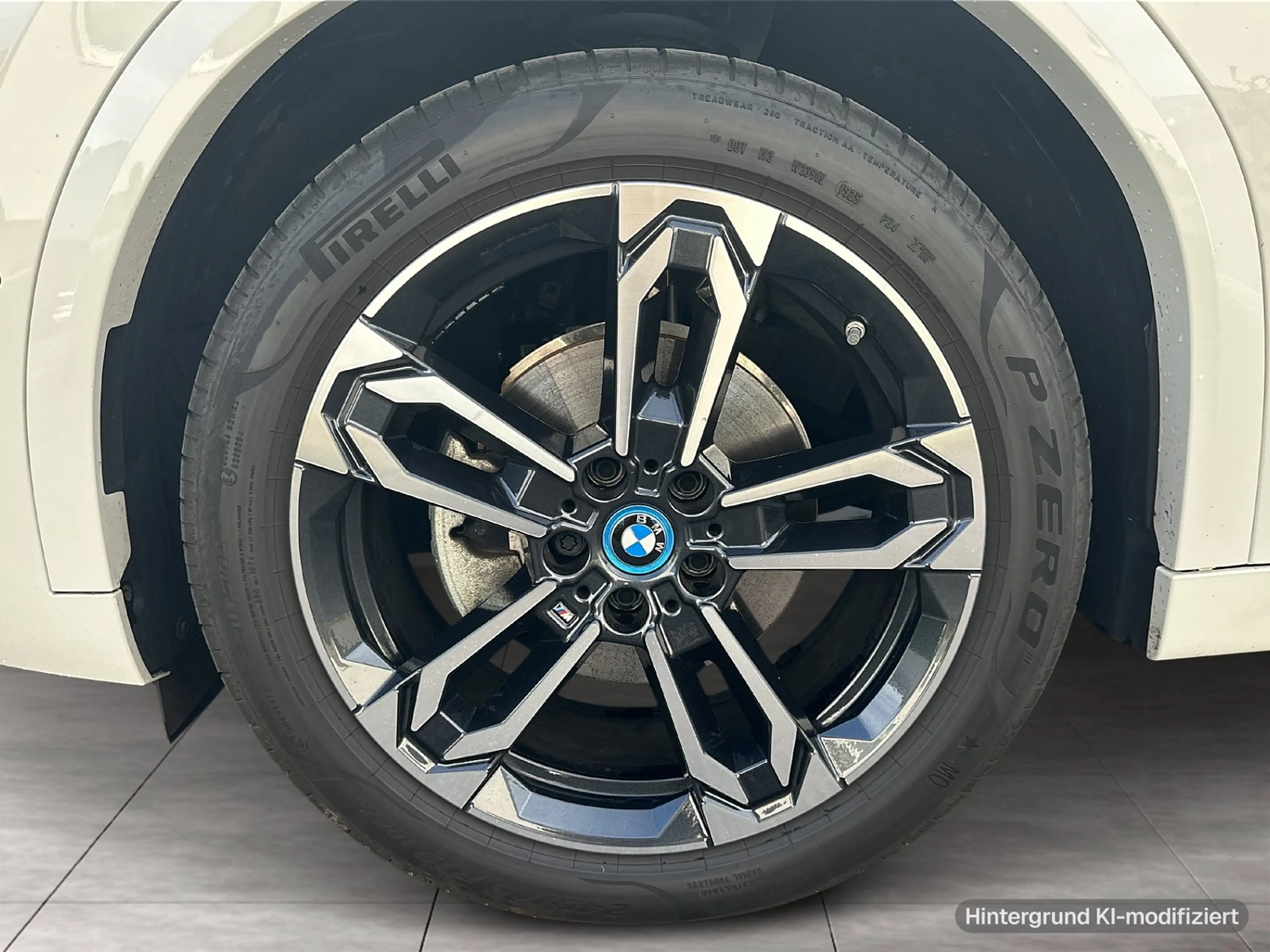 BMW iX2 eDrive20 M Sportpaket Head-Up DAB LED AHK — photo 6