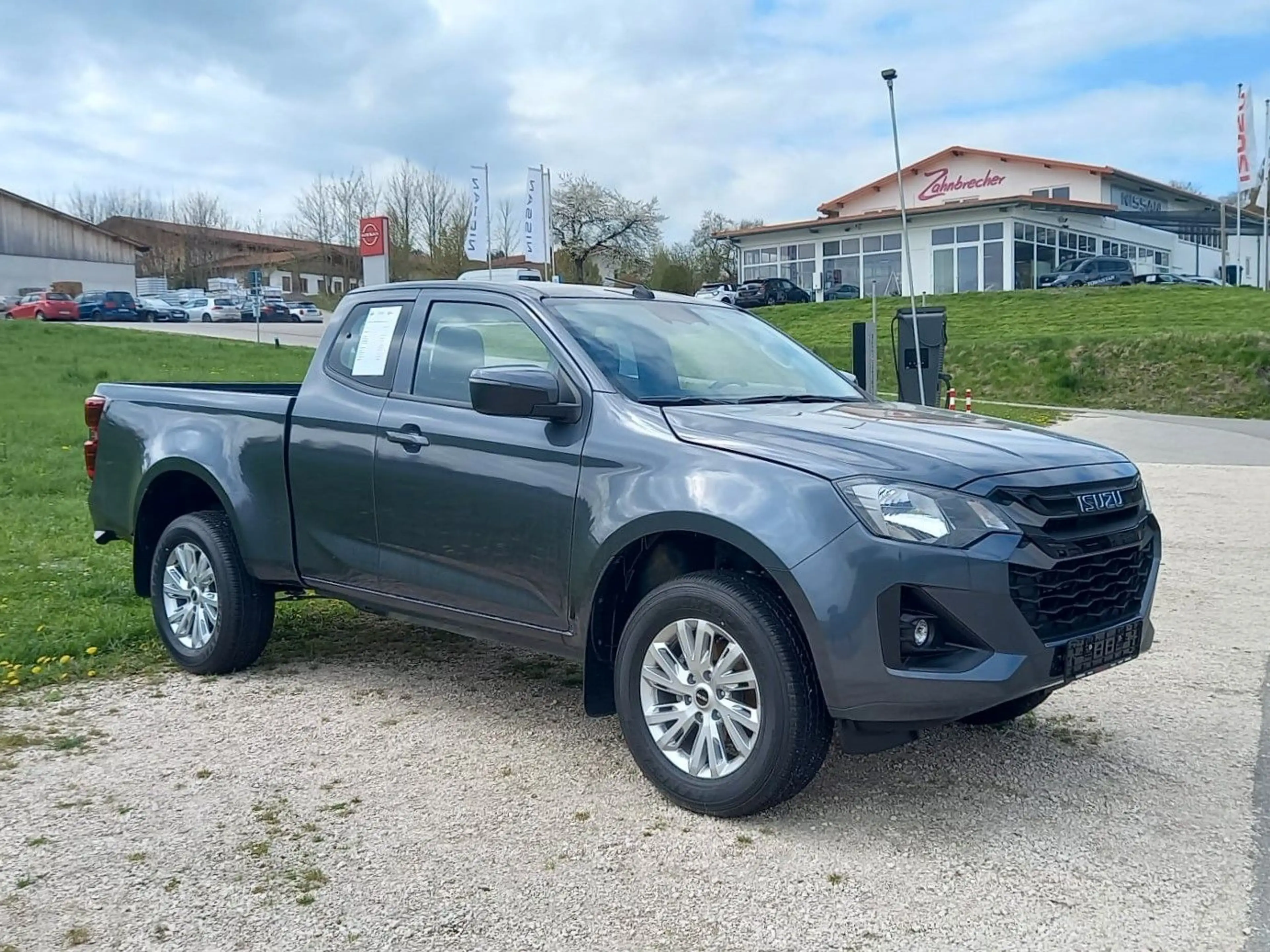 Isuzu D-Max MY25 SpaceCab 1,9l 4x4 163PS AT LS — photo 2