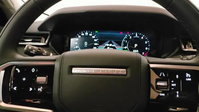 Land Rover Range Rover Velar view 15
